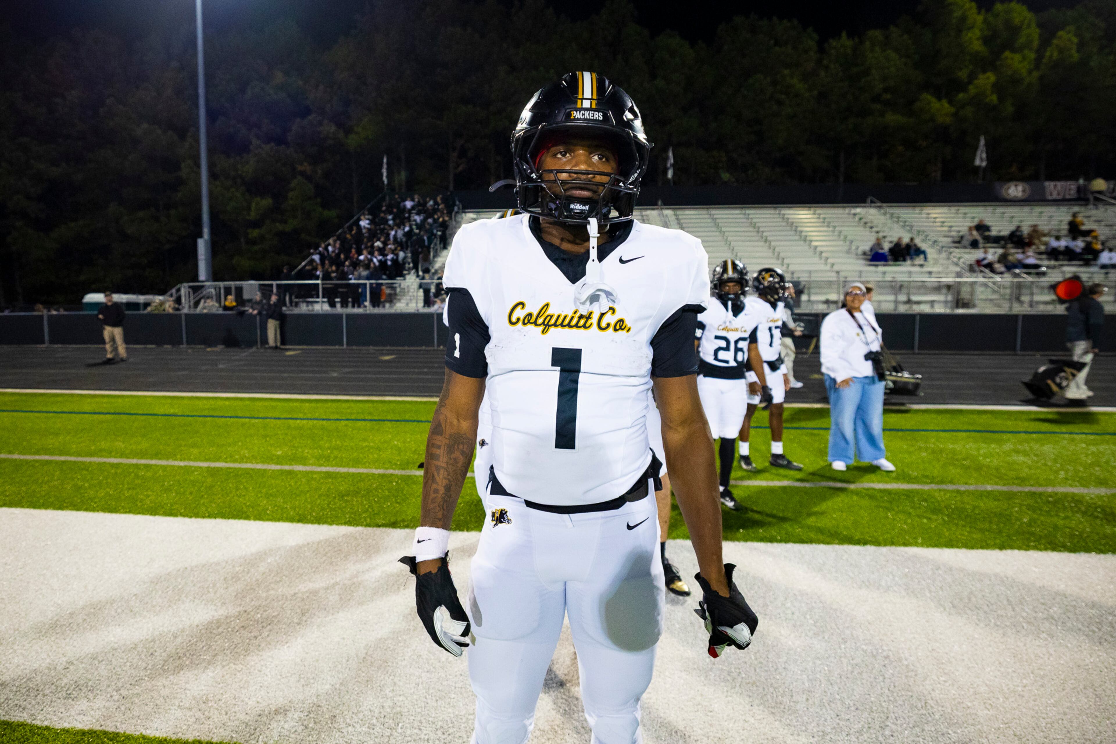Colquitt County running back and UGA commit Jae Lamar (1) stands during the warmups against Mill Creek at Mill Creek Community Stadium, Friday, Nov. 14, 2025, in Hoschton, Ga. (Oscar Guevara Saenz for the AJC)