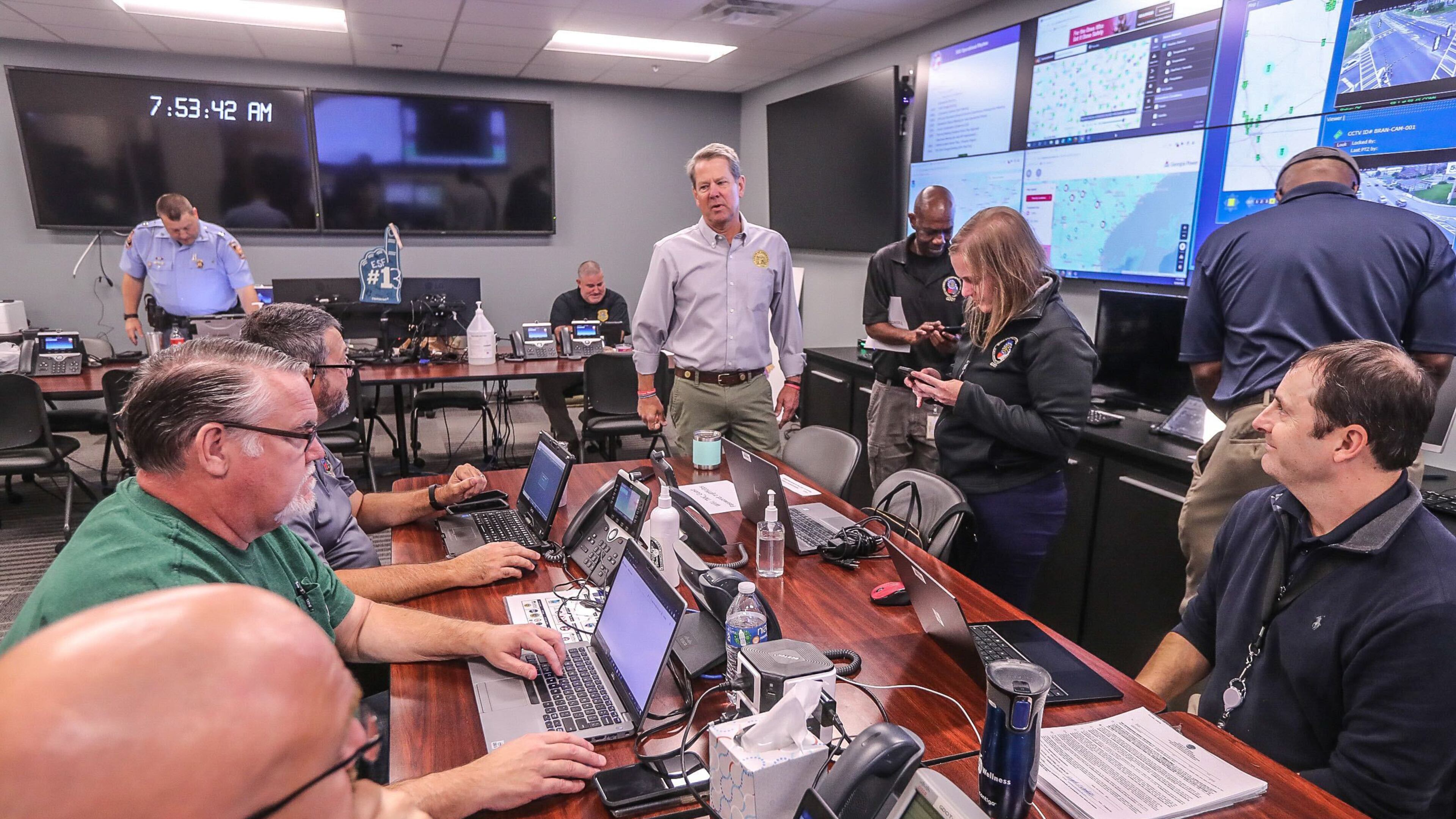 Gov. Brian Kemp visits the State Operations Center at the Georgia Emergency Management and Homeland Security Agency (GEMA/HS) headquarters on Wednesday, Sept. 28, 2022. Hurricane Ian prepares to make landfall in Florida and is projected to impact Georgia as well. (John Spink / John.Spink@ajc.com)