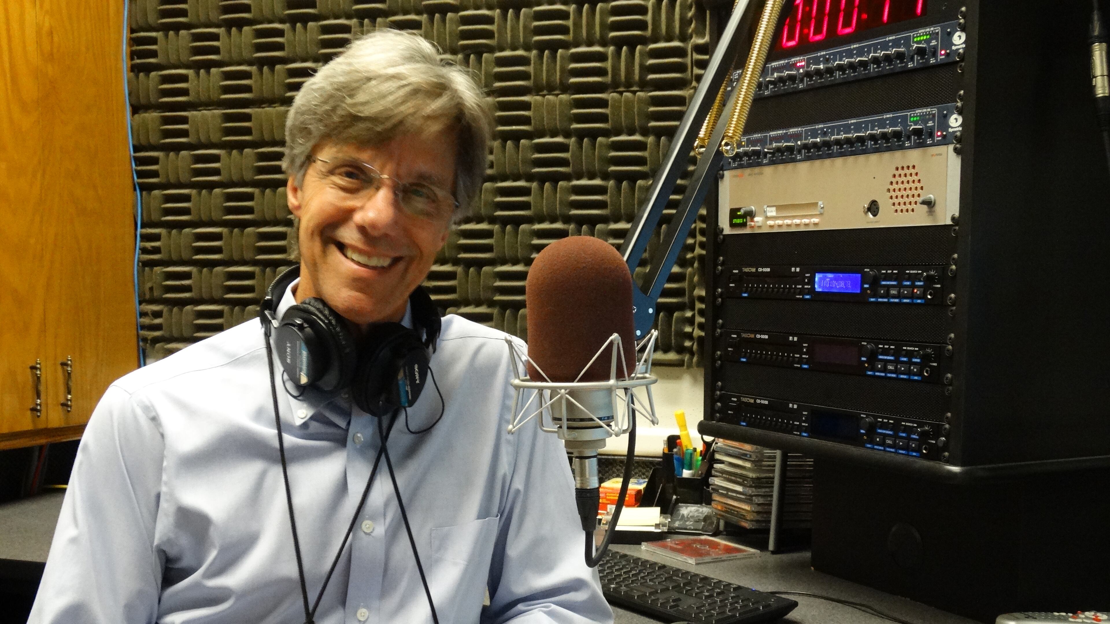 Steve Goss is stepping back from the daily grind of radio after 36 years but will continue as a contributor for 90.1/WABE-FM after Sept. 4. CREDIT: Rodney Ho/rho@ajc.com
