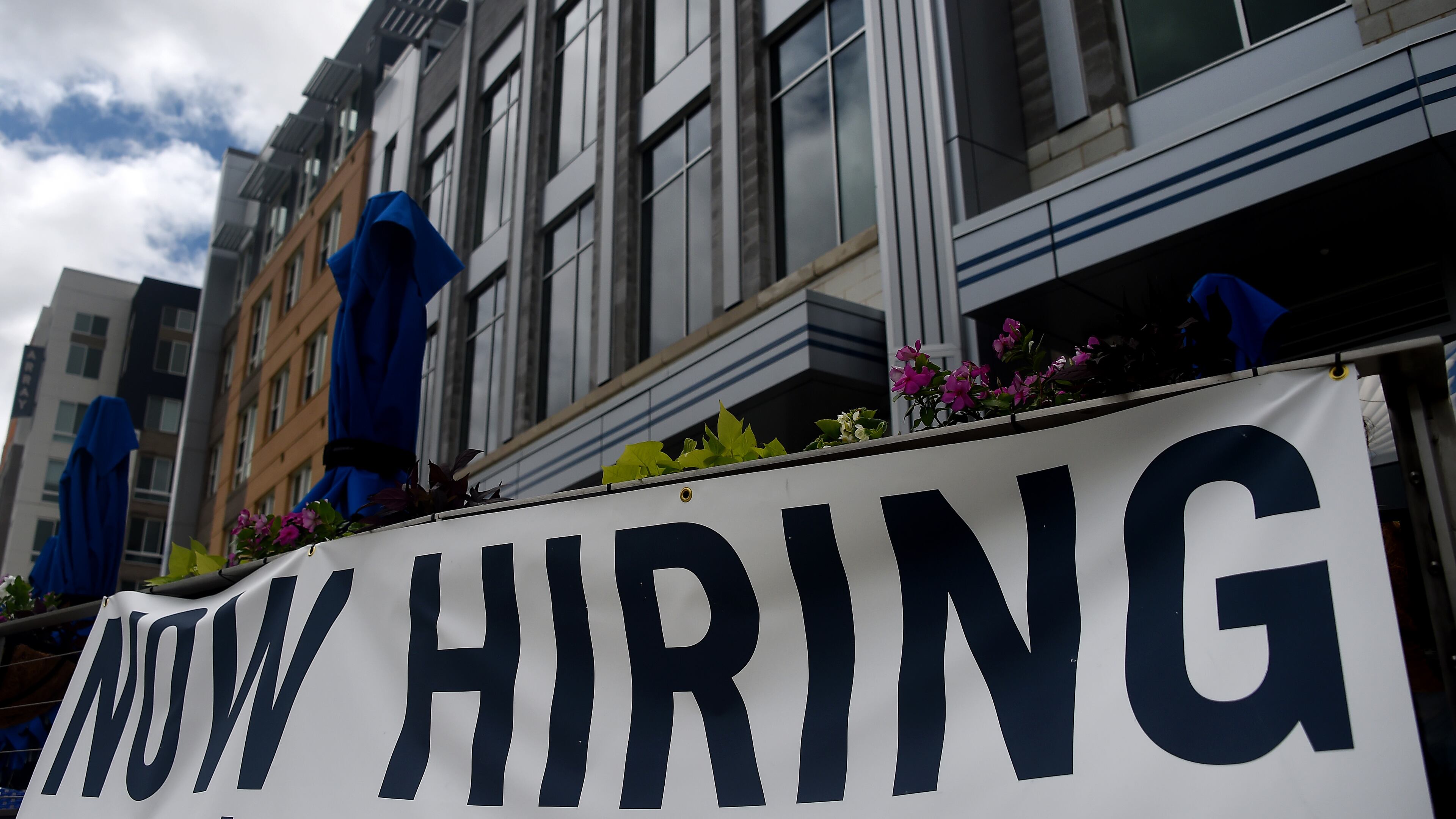 Jobless claims are dropping as the economy shows early signs of picking up steam. (Olivier Douliery/AFP via Getty Images/TNS)