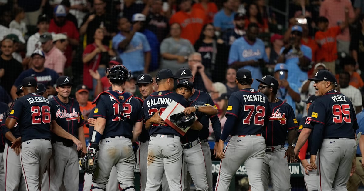 Braves beat Houston 4-2 to claim franchise's 19th NL East crown