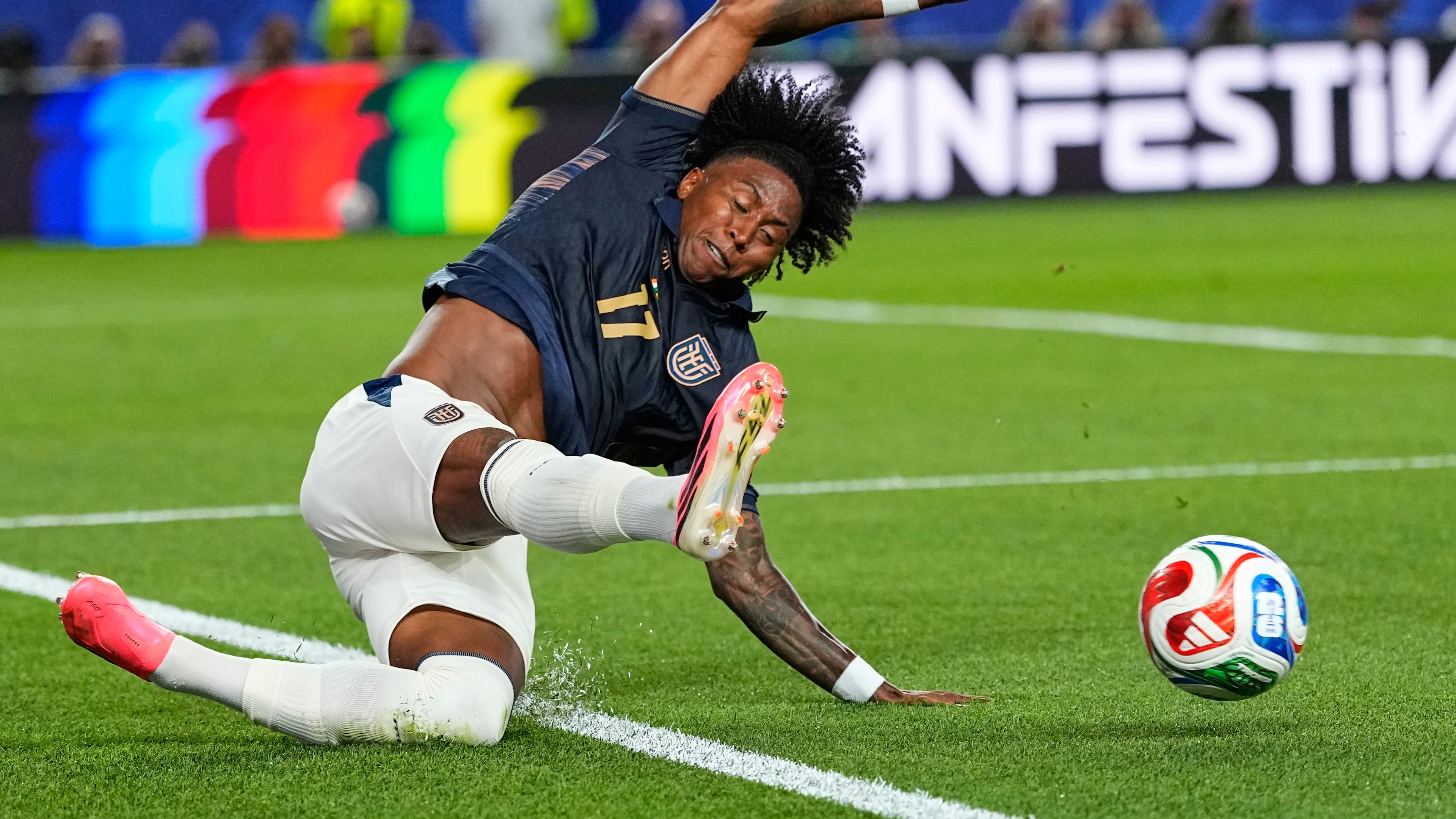 Ecuador's Angelo Preciado (17) clears the ball during the World Cup Group E soccer match between Ivory Coast and Ecuador in Philadelphia, Sunday, June 14, 2026. (AP Photo/Petr David Josek)