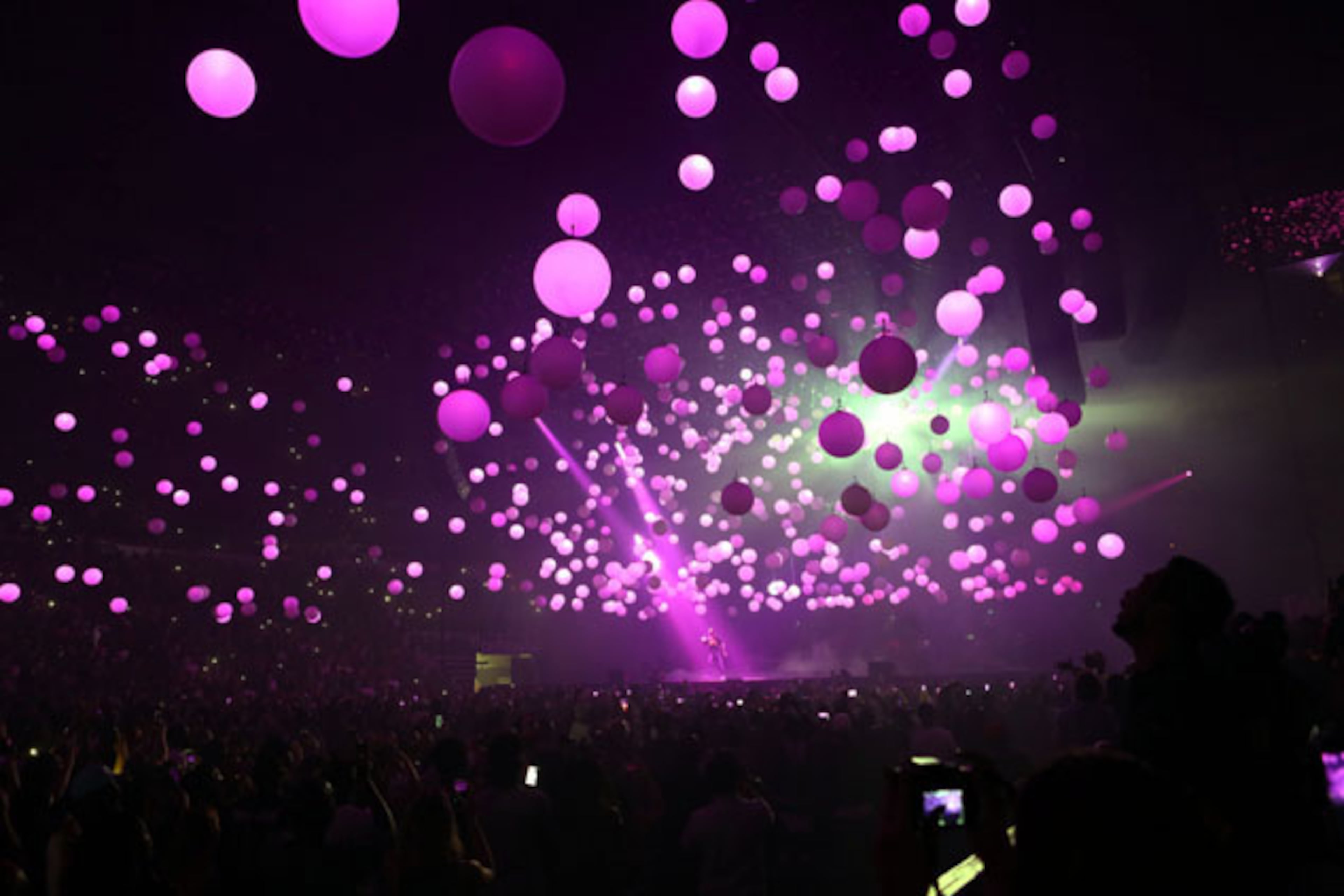 Drake performed to a sold-out crowd Thursday, August 25, 2016, in the first of two sold-out shows at Philips Arena in Atlanta as part of his Summer Sixteen tour. Robb Cohen Photography & Video /www.RobbsPhotos.com