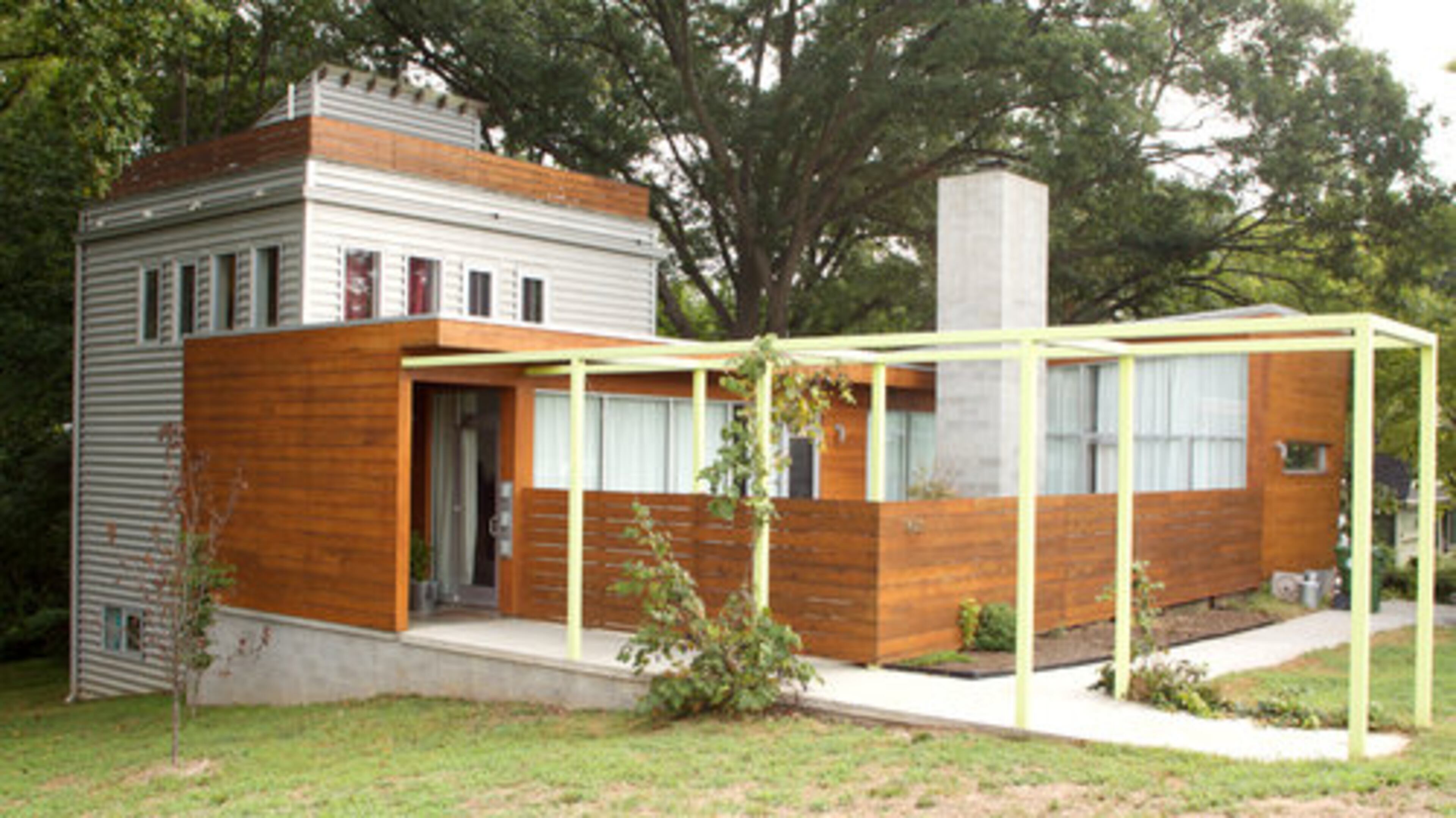 Jennifer and Justin Beals have torn down the original house that stood on their property but have created a modern California-inspired dream home keeping the south and its culture in mind. The multi-stage process took five years to finish the four bedroom, three bathroom, 3,500-square-foot house.