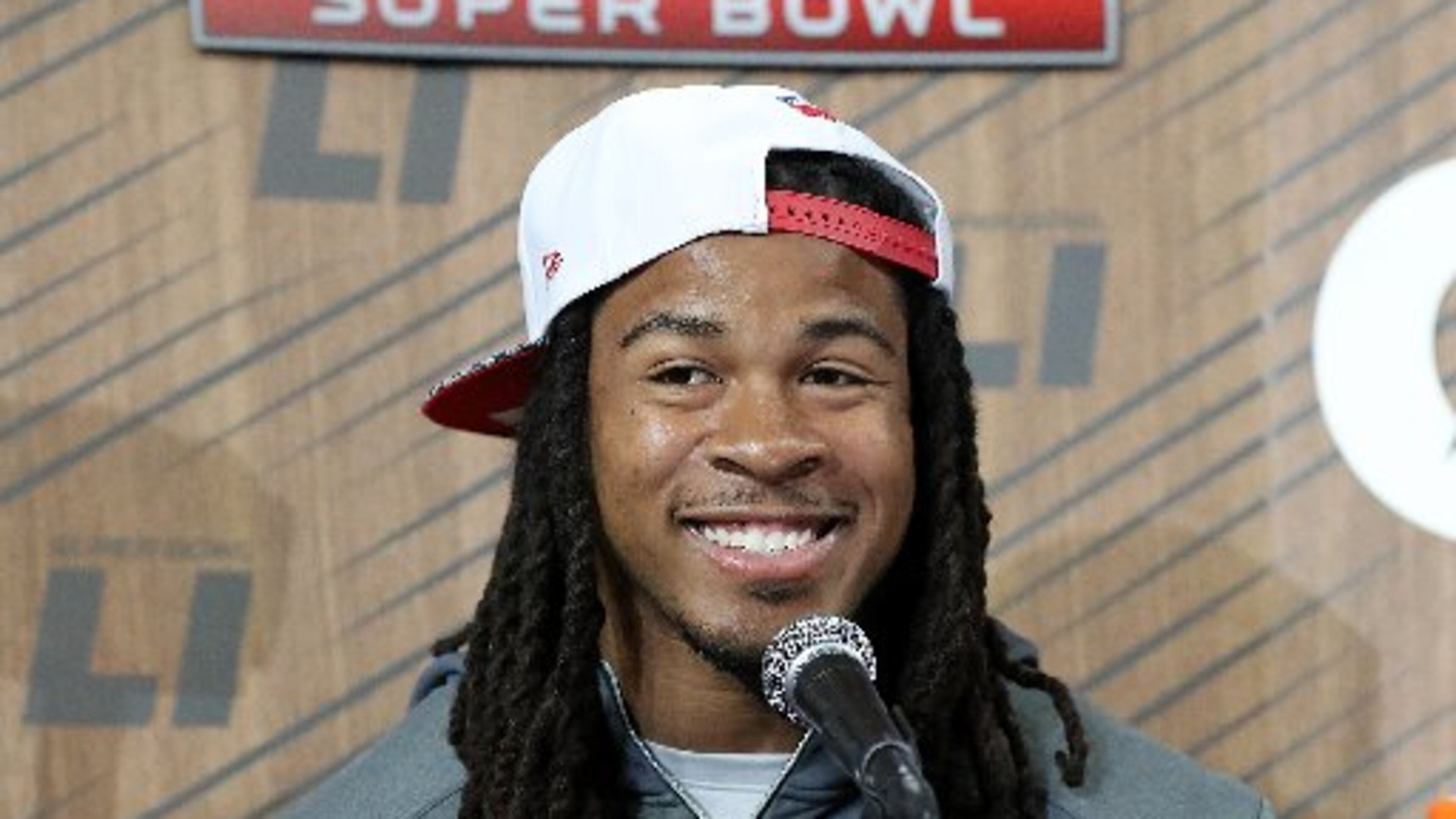 Falcons running back Devonta Freeman isn't happy about his contract. (Curtis Compton/ccompton@ajc.com)
