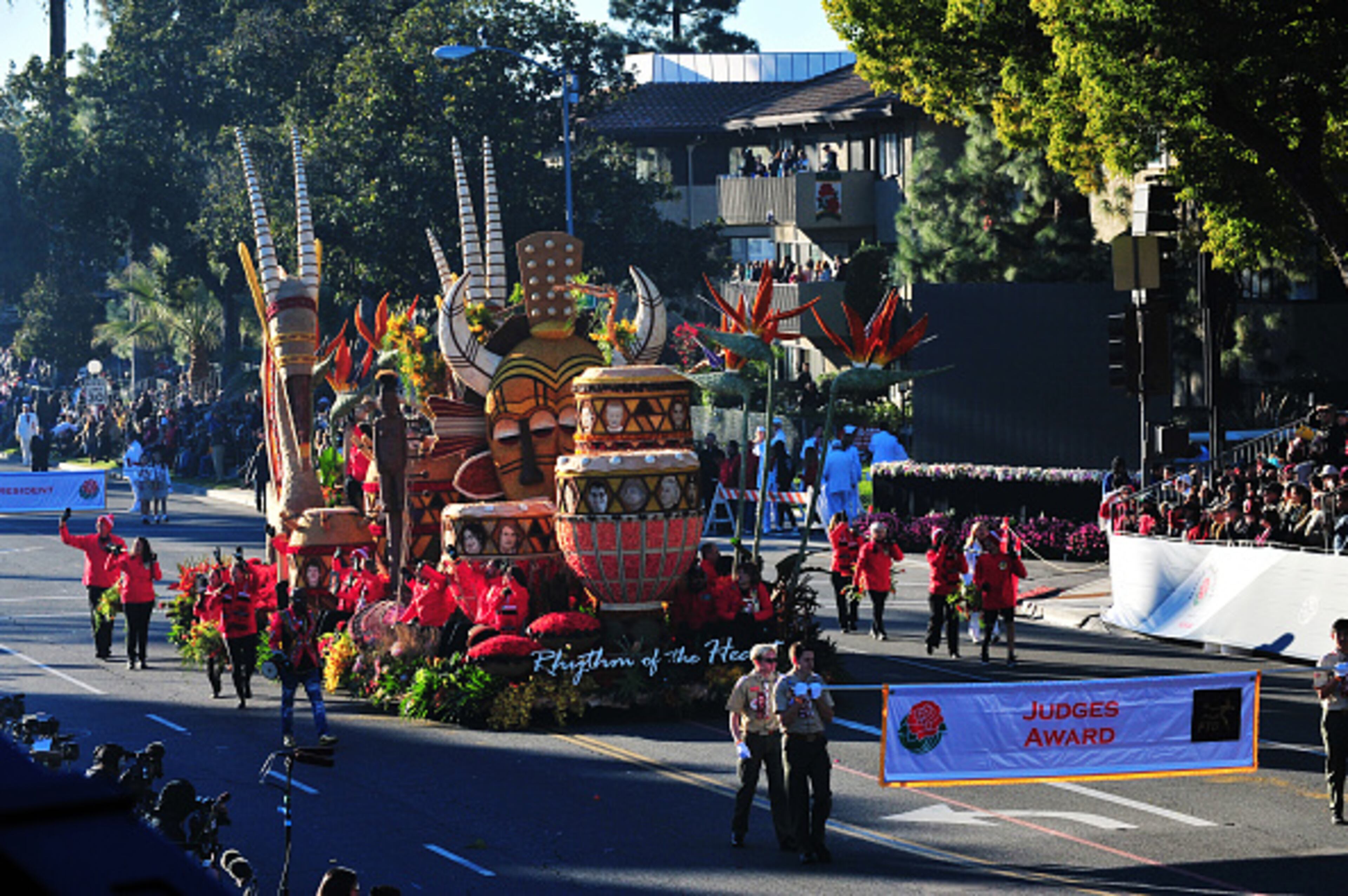 PASADENA, CALIFORNIA - JANUARY 01: Donate Life's 'Rythym of the Heart' float participates in the 130th Rose Parade Presented By Honda 'The Melody Of Life' on January 01, 2019 in Pasadena, California. (Photo by Jerod Harris/Getty Images)