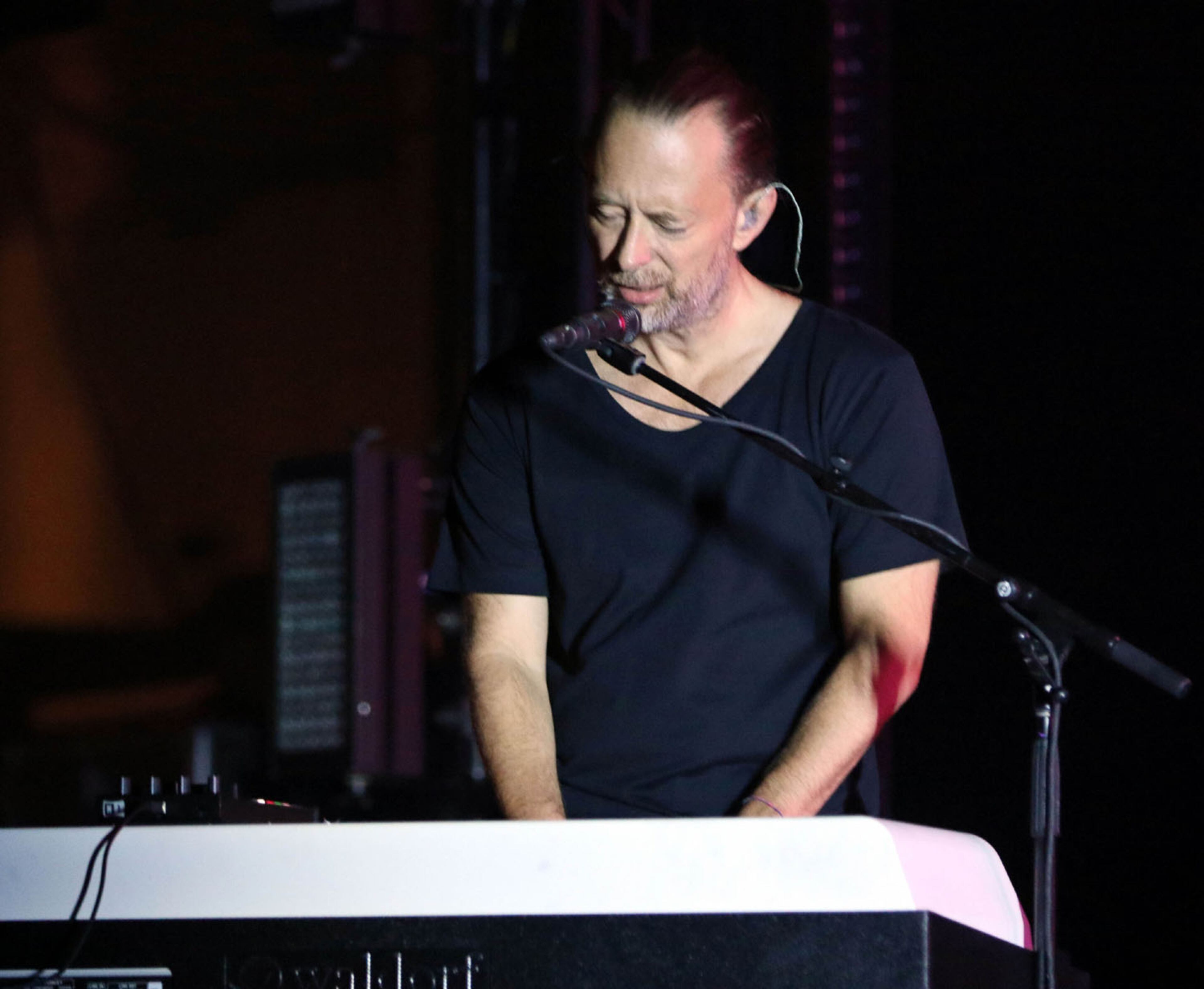 Thom Yorke, the genius and voice behind Radiohead, played to a sold out Fox Theatre crowd on Sunday, October 6, 2019, with Andrea Belfi opening.
Robb Cohen Photography & Video /RobbsPhotos.com