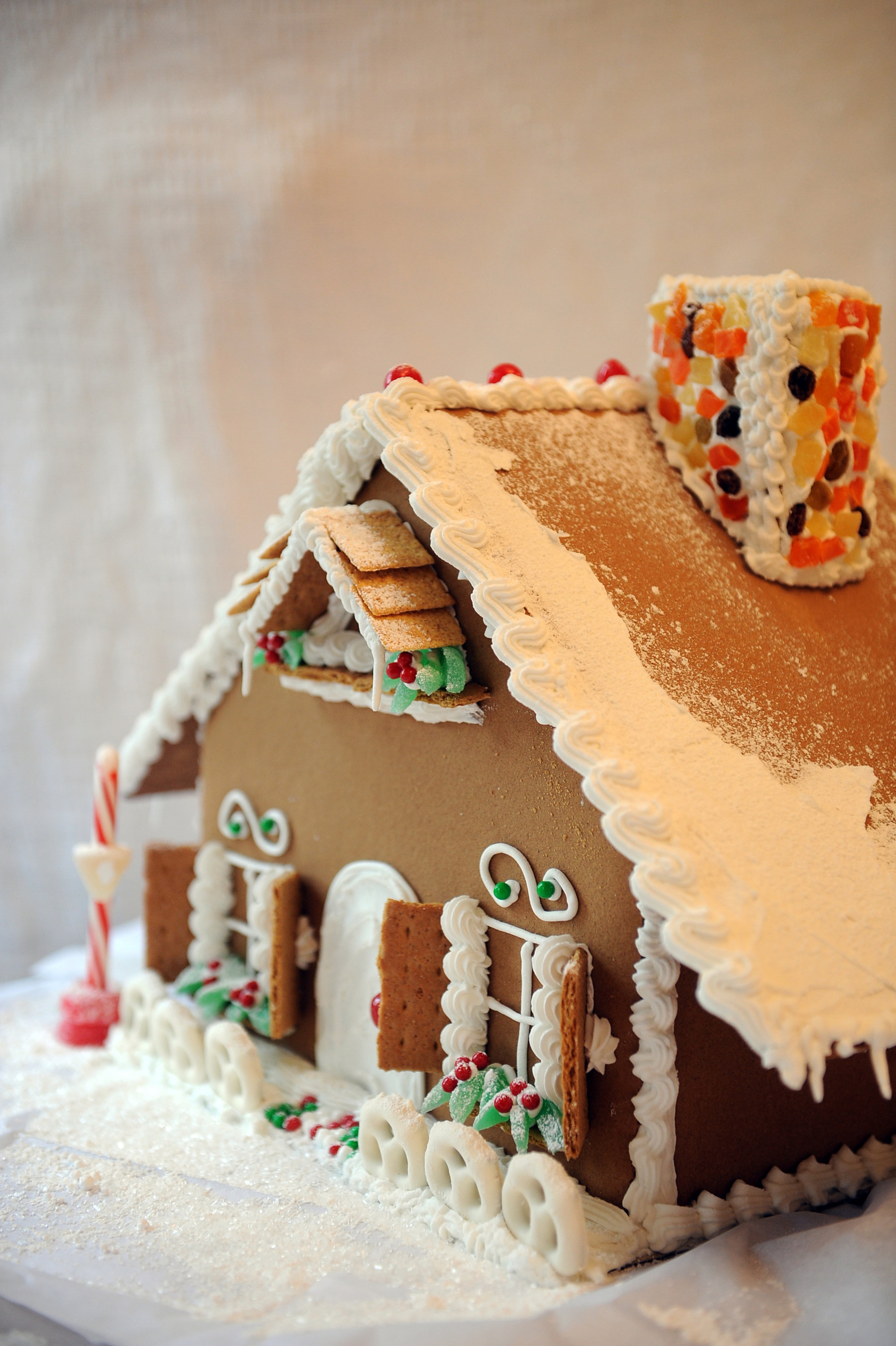 Gingerbread houses are a creative, fun way to enjoy the holidays, and premade kits make them easy and affordable to make with your family. HYOSUB SHIN / HSHIN@AJC.COM 2008