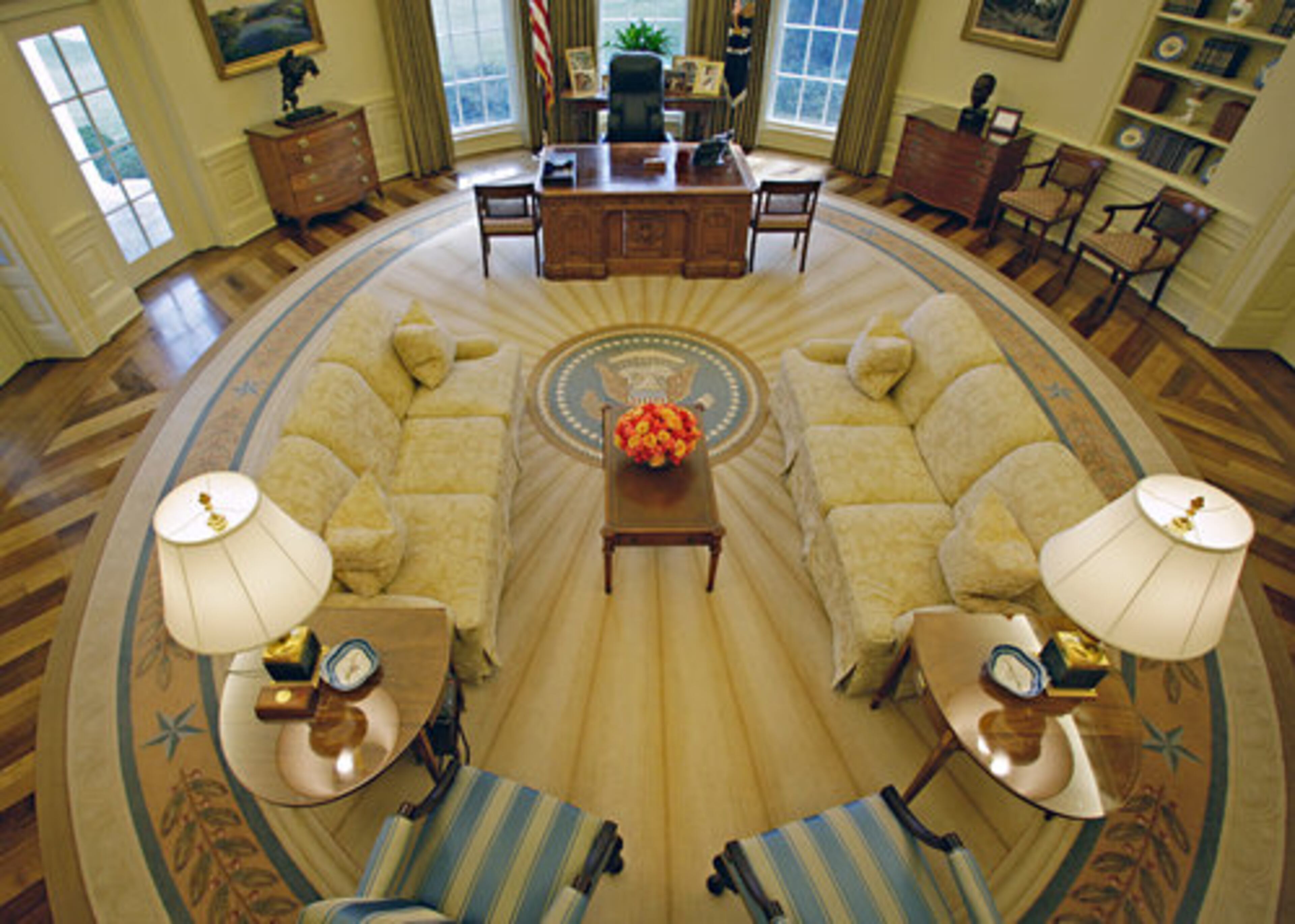 The Oval Office of the White House is seen in Washington D.C. President George W. Bush will meet will newly-elected Barack Obama here on Monday.