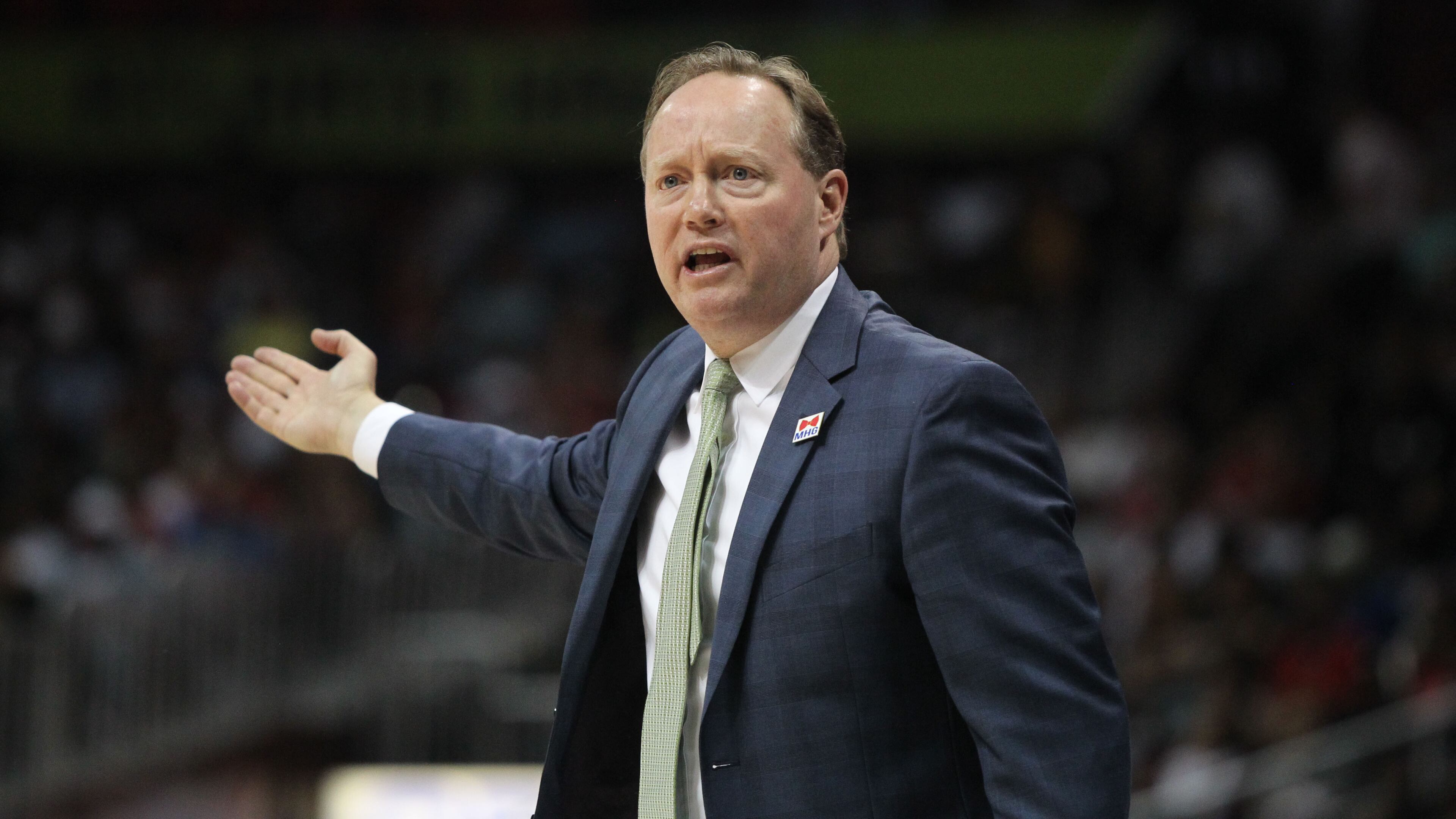 Atlanta Hawks head coach Mike Budenholzer reacts during Sunday’s game against the Cleveland Cavaliers. (HENRY TAYLOR / HENRY.TAYLOR@AJC.COM)