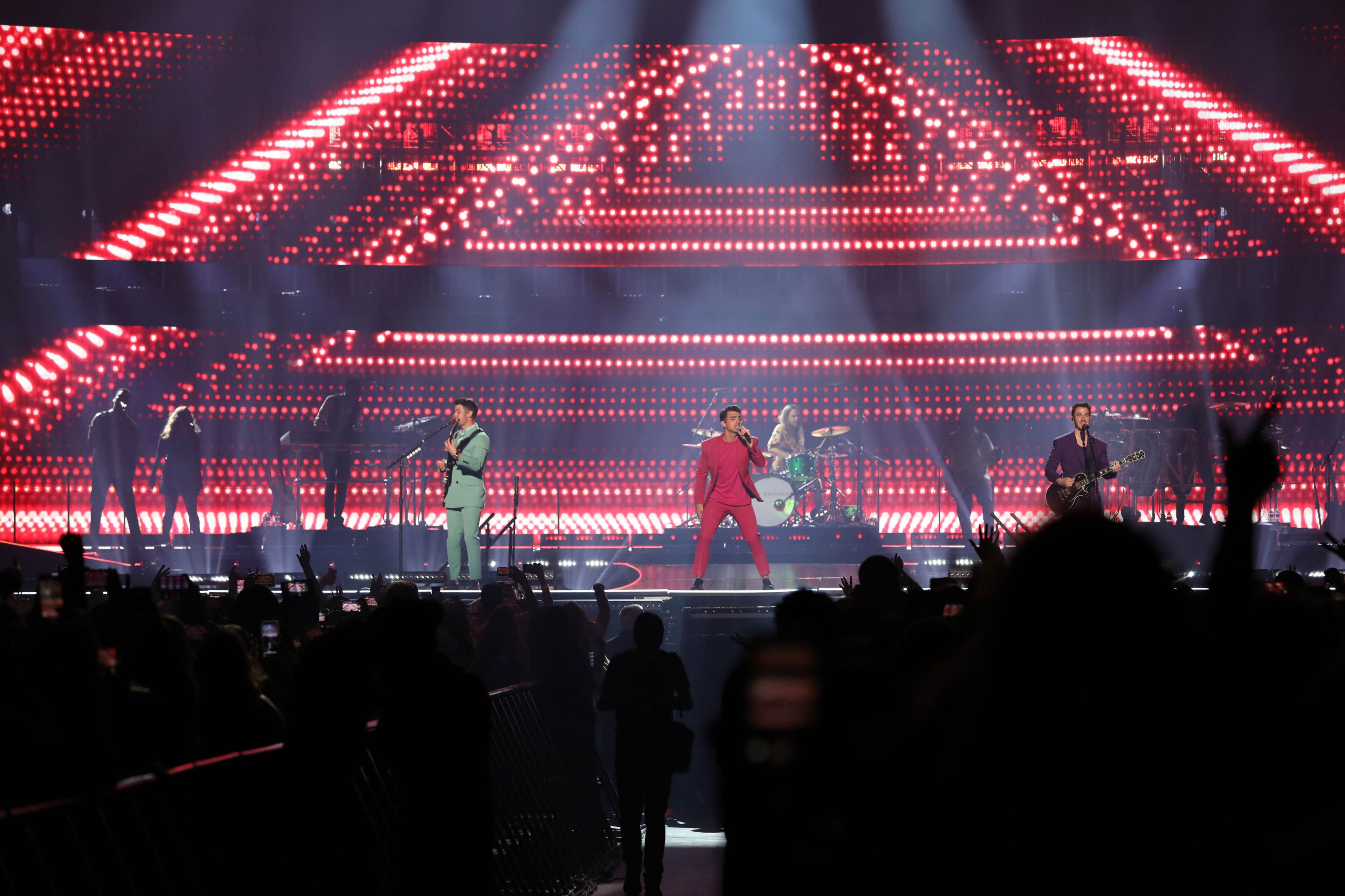 The Jonas Brothers played to a sold out State Farm Arena on Monday night, August 12, 2019, with Jordan McGraw (Dr. Phil's son) opening.
Robb Cohen Photography & Video /RobbsPhotos.com