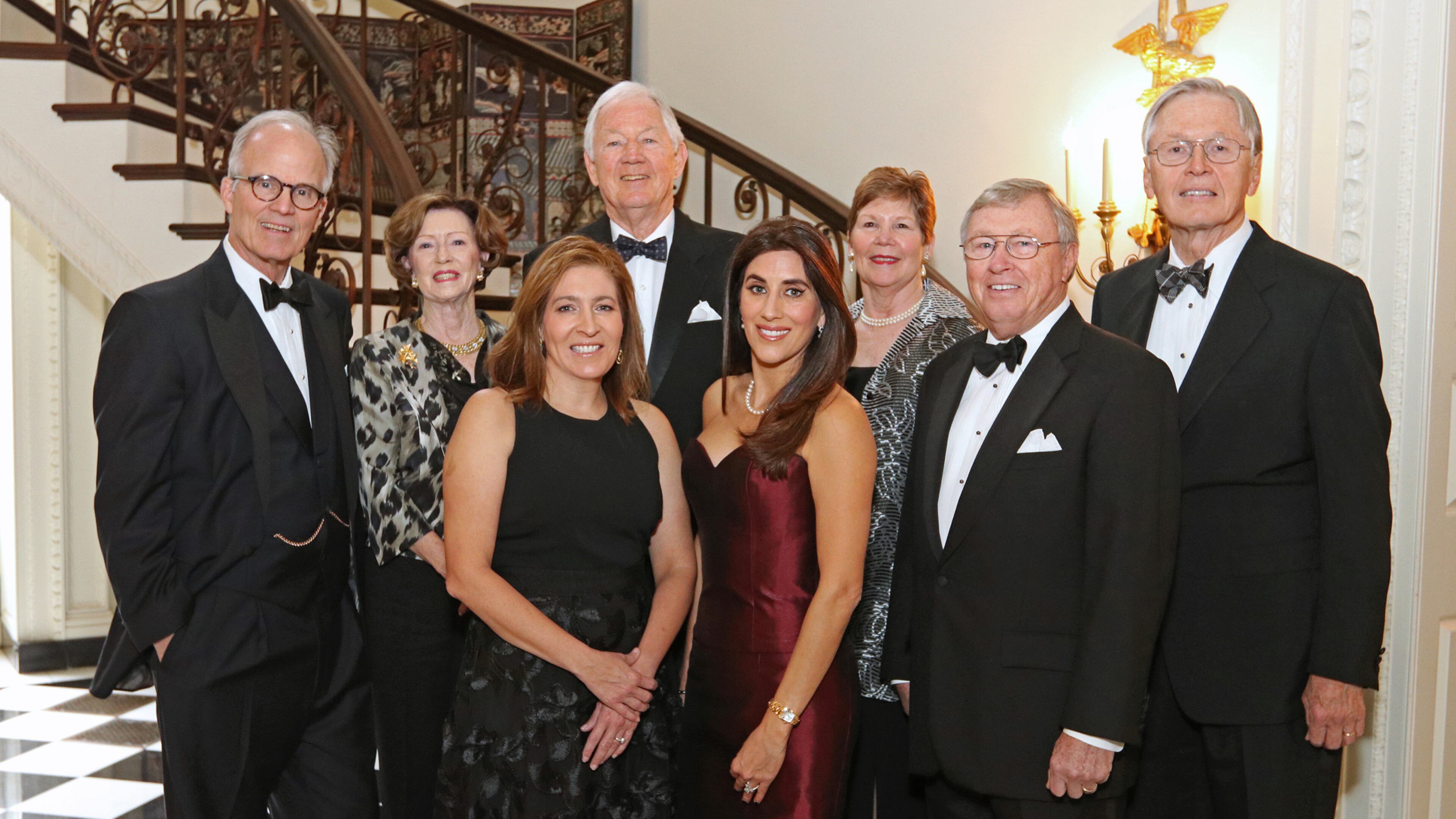 From left, Cotten Alston, Elkin Goddard Alston, Swan House Ball co-chair Bea Perez, Alston Glenn, co-chair Barbarella Diaz, Amanda Alston Gregory, Jimmy Alston and Stuart Alston. Photo credit: Kim Link