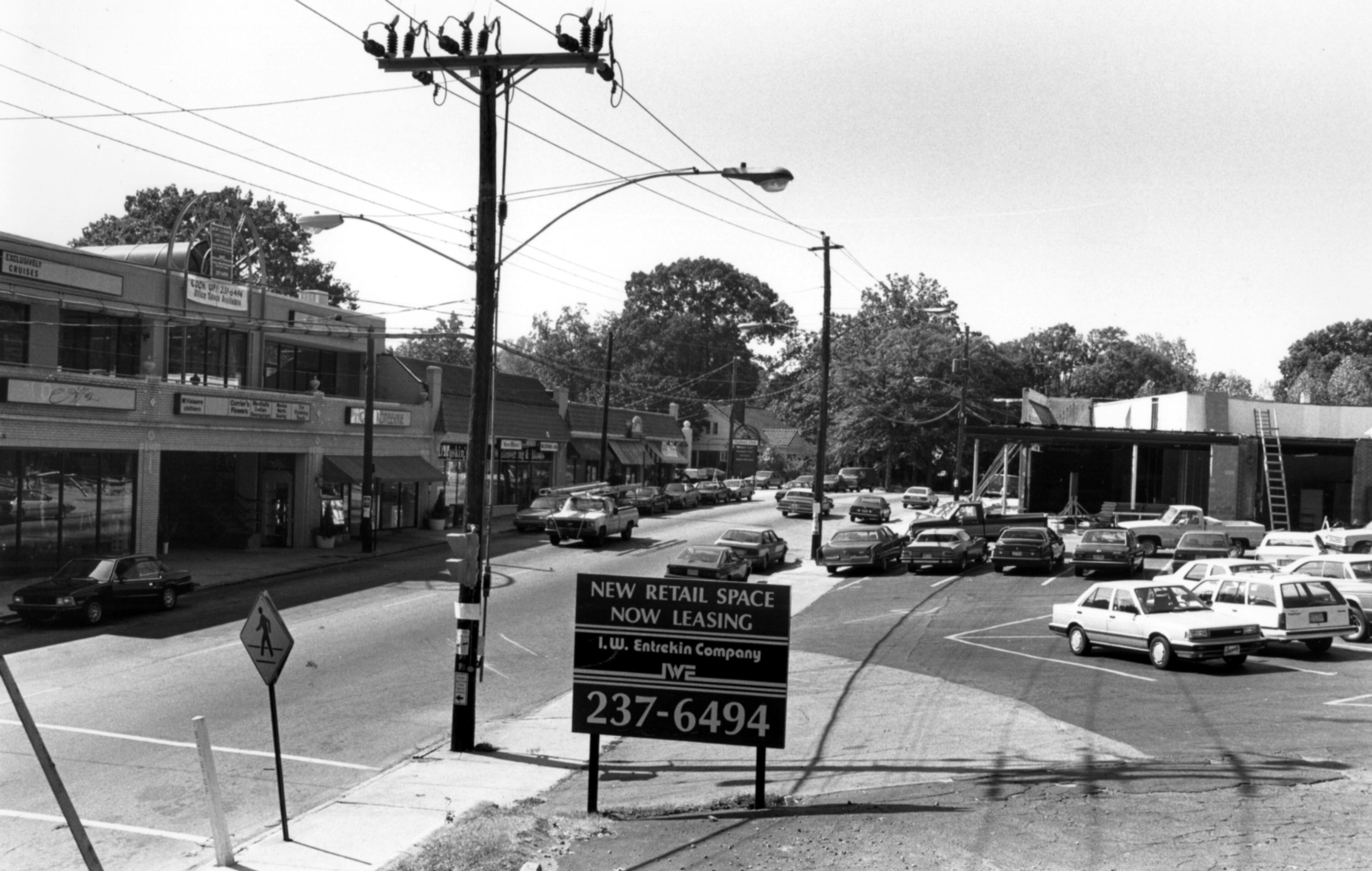 North Highland Avenue at Lanier Boulevard, looking south, in 1987.