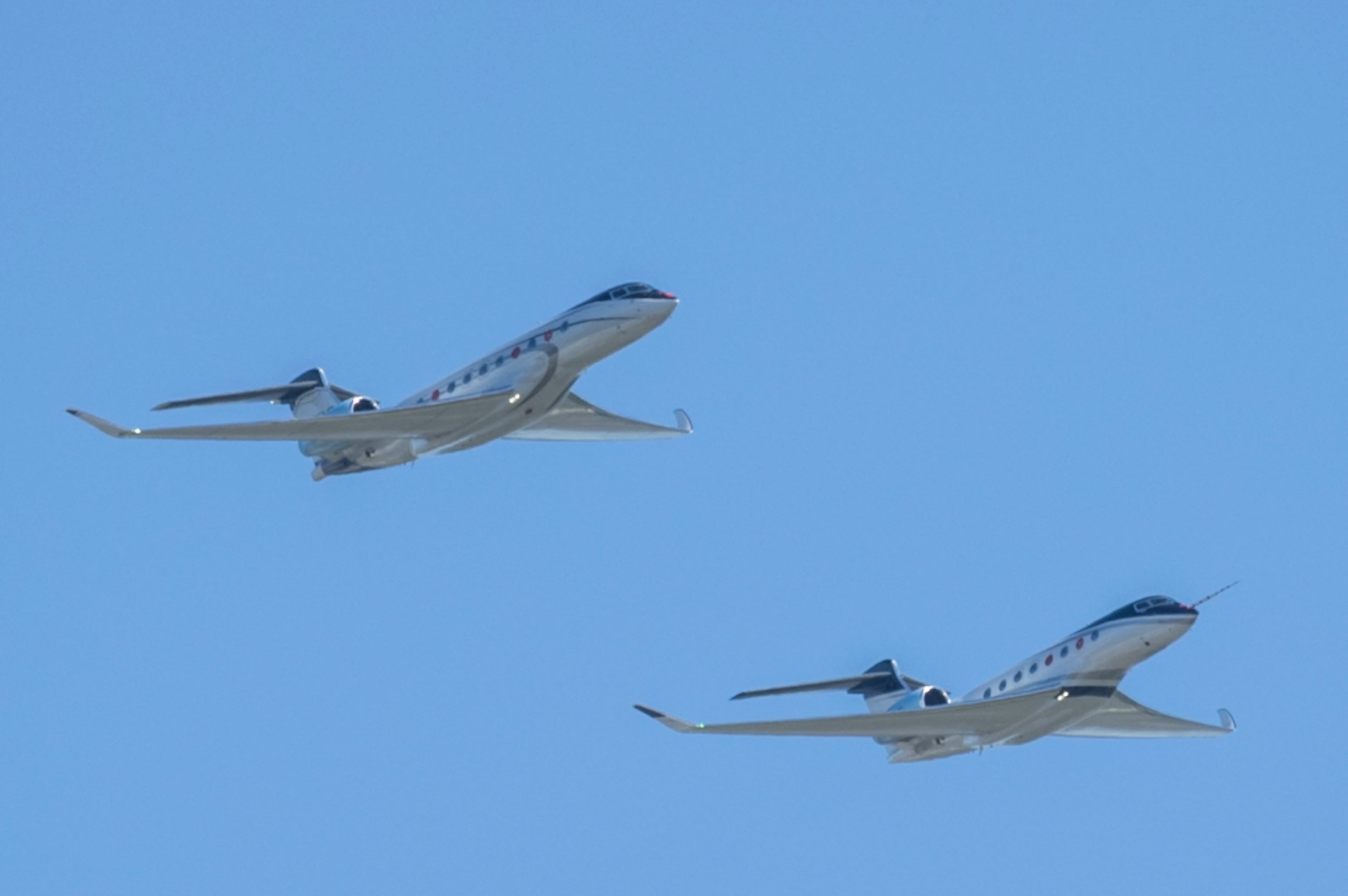 The clearance for the G700 from the FAA paves the way for Gulfstream to start delivering the jet to customers who have placed orders.