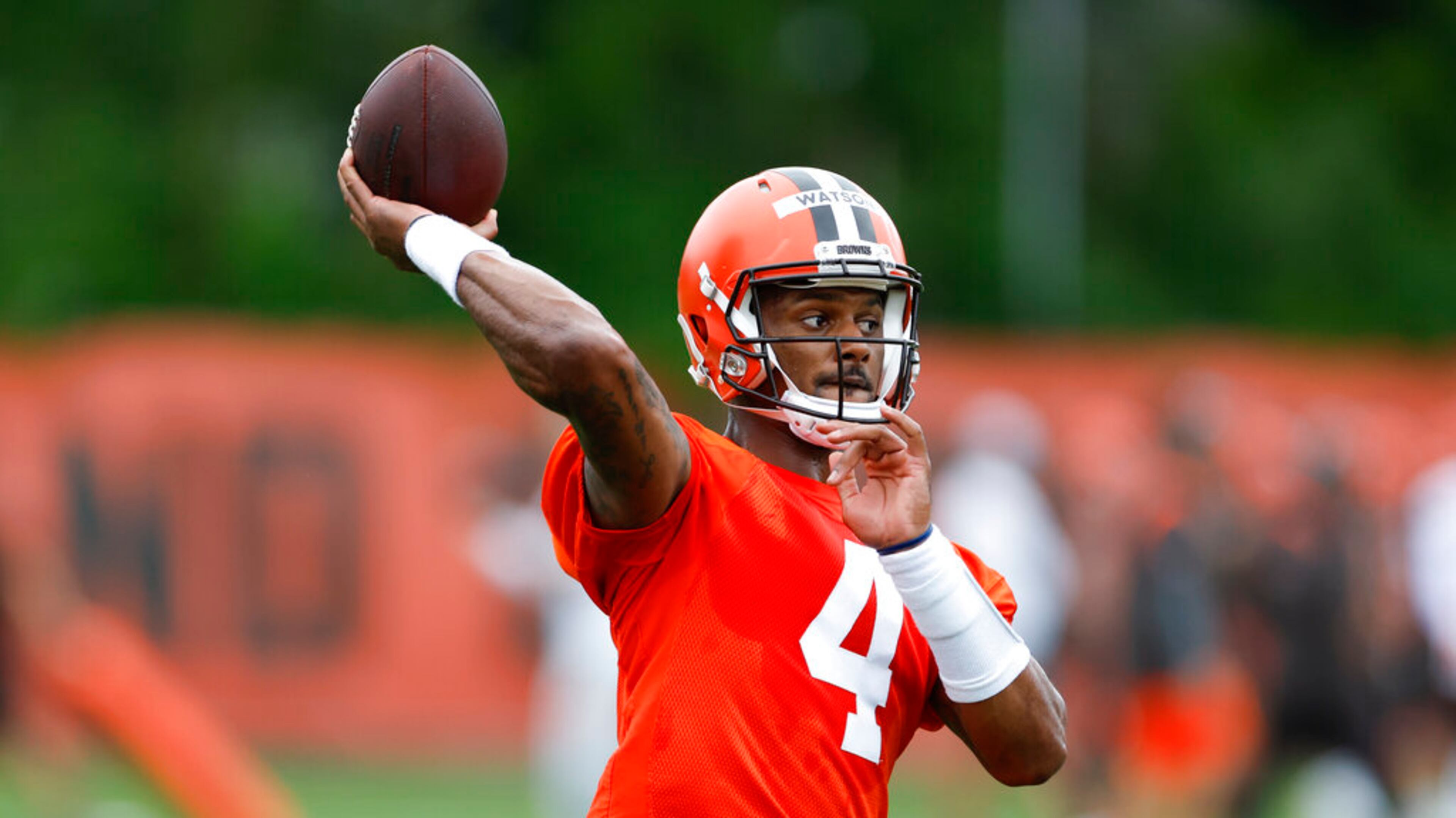 Cleveland Browns quarterback Deshaun Watson throws a pass during a drill at the NFL football team's practice facility Tuesday, June 14, 2022, in Berea, Ohio. (AP Photo/Ron Schwane)