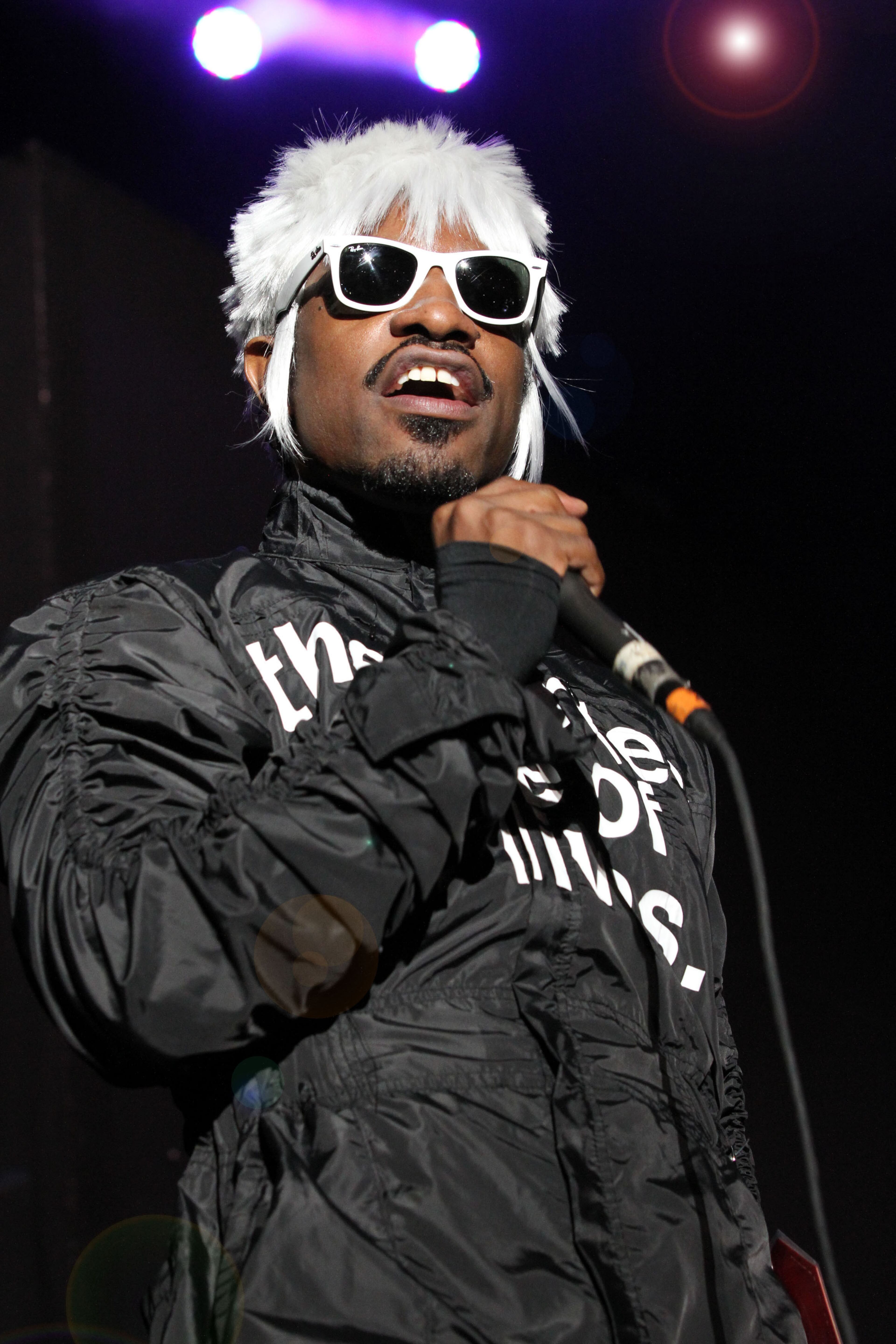 The always-stylish Andre 3000, shown at the 2015 Outkast concert in Centennial Olympic Park. Photo: Robb D. Cohen/RobbsPhotos.com