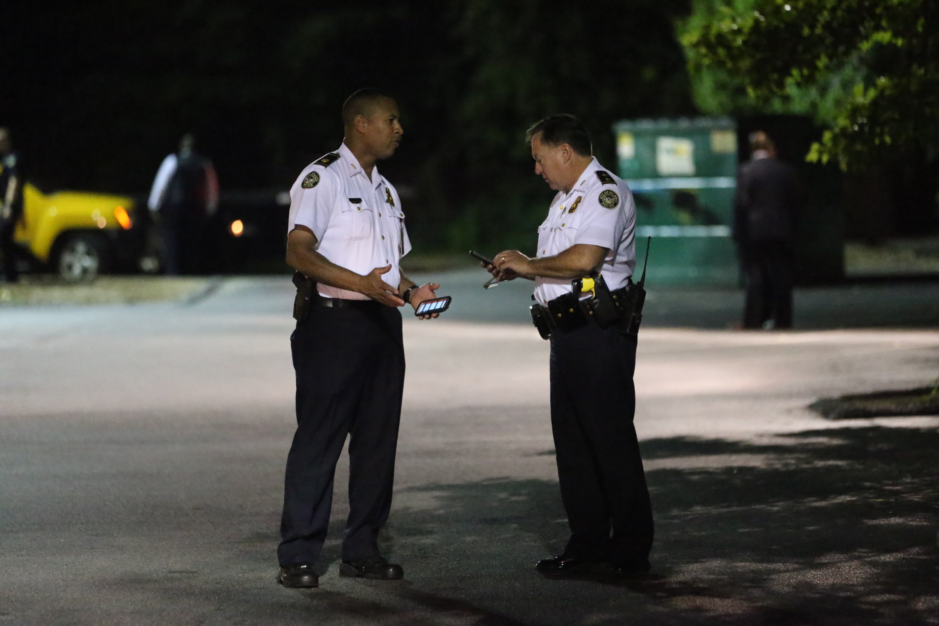 Officers responding to a 2:30 a.m. report of a shooting found the victim in the parking lot of The Real Chow Baby near the intersection of Ponce de Leon Avenue and Barnett Street. JOHN SPINK/JSPINK@AJC.COM