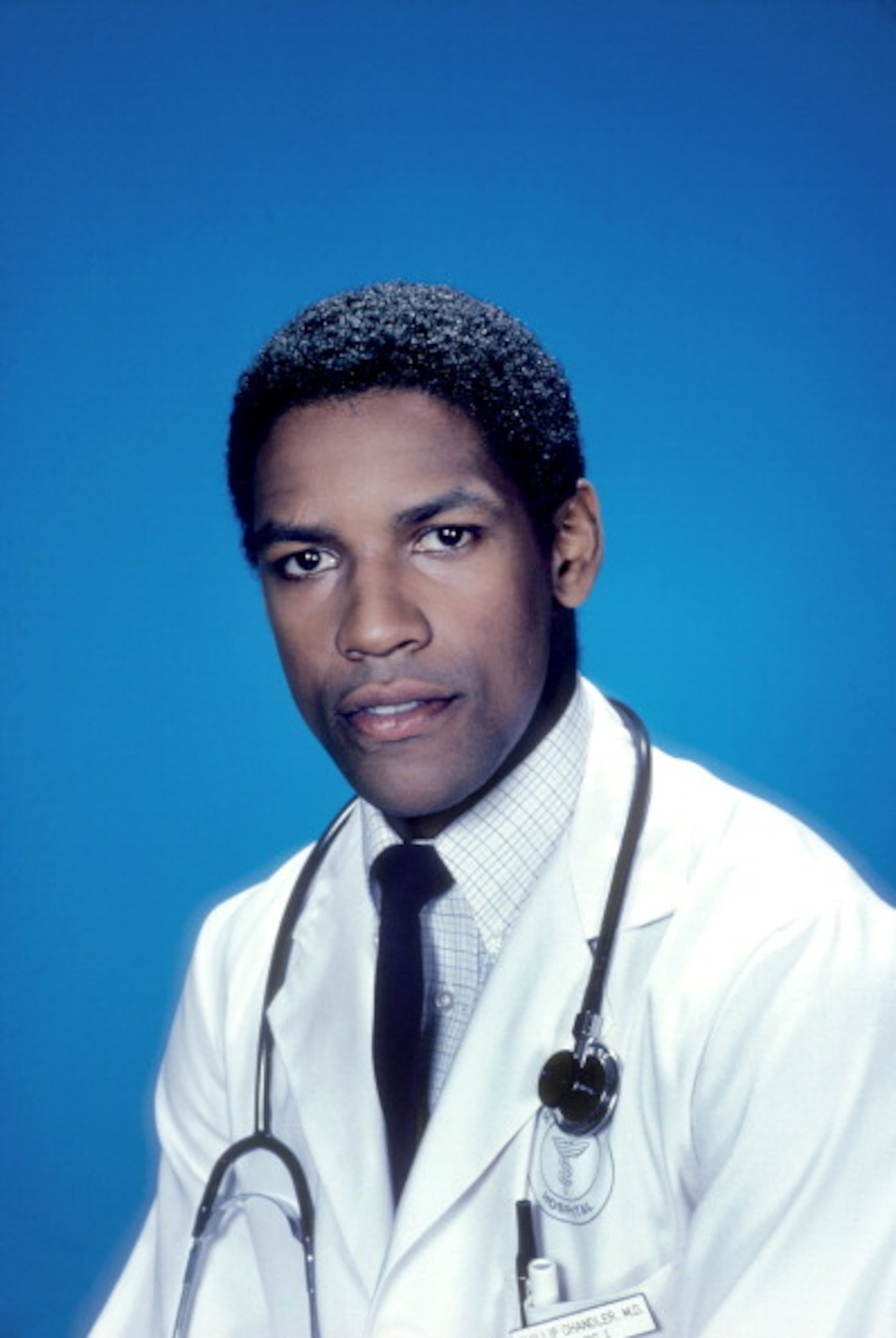 LOS ANGELES - MAY 1982: Actor Denzel Washington poses for a publicity still for his TV show 'St. Elswhere' in May 1982 in Los Angeles, California. (Photo by Michael Ochs Archives/Getty Images)