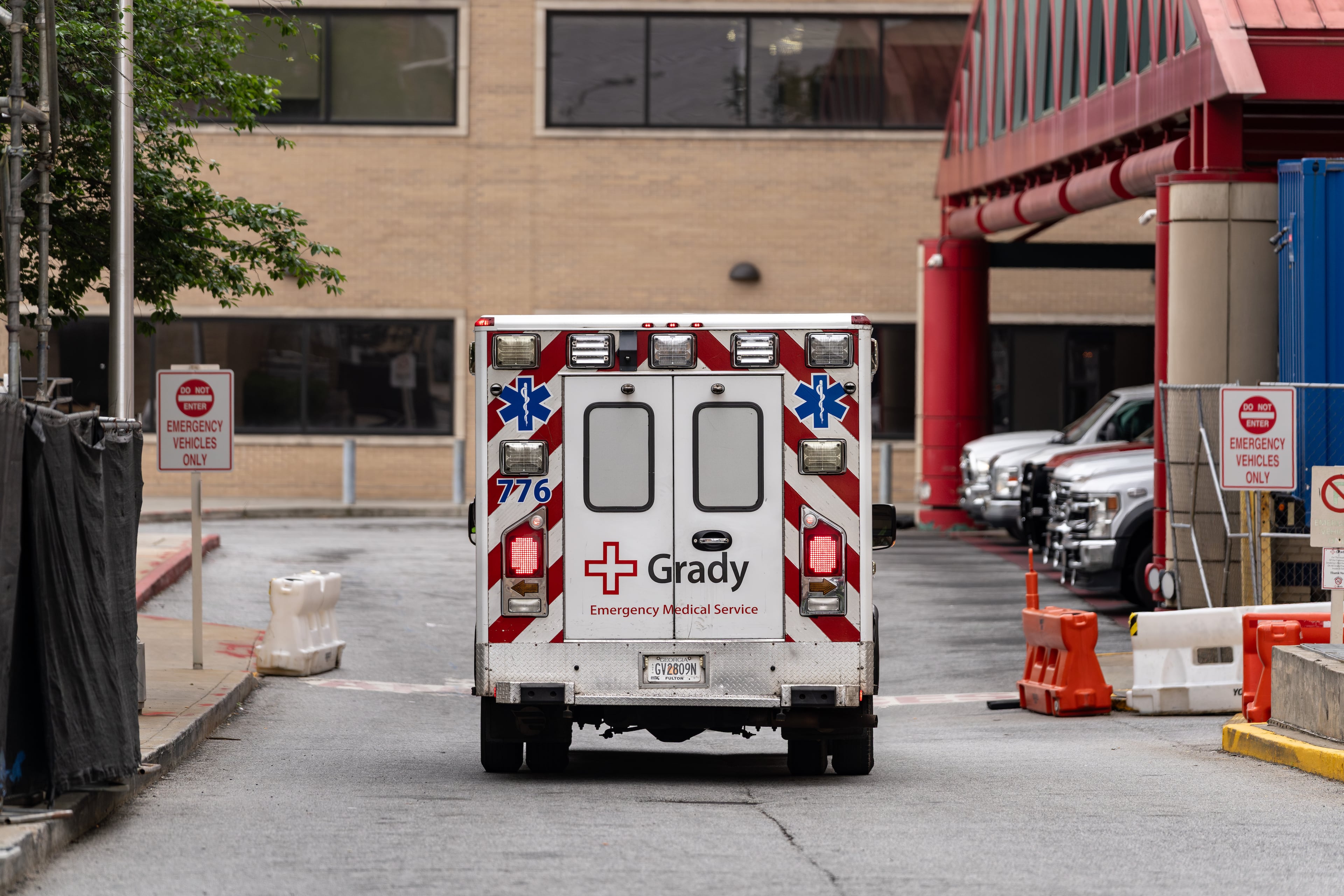 Ambulance-to-ER times are far above where they should be for area hospitals. (Ben Hendren/AJC)
