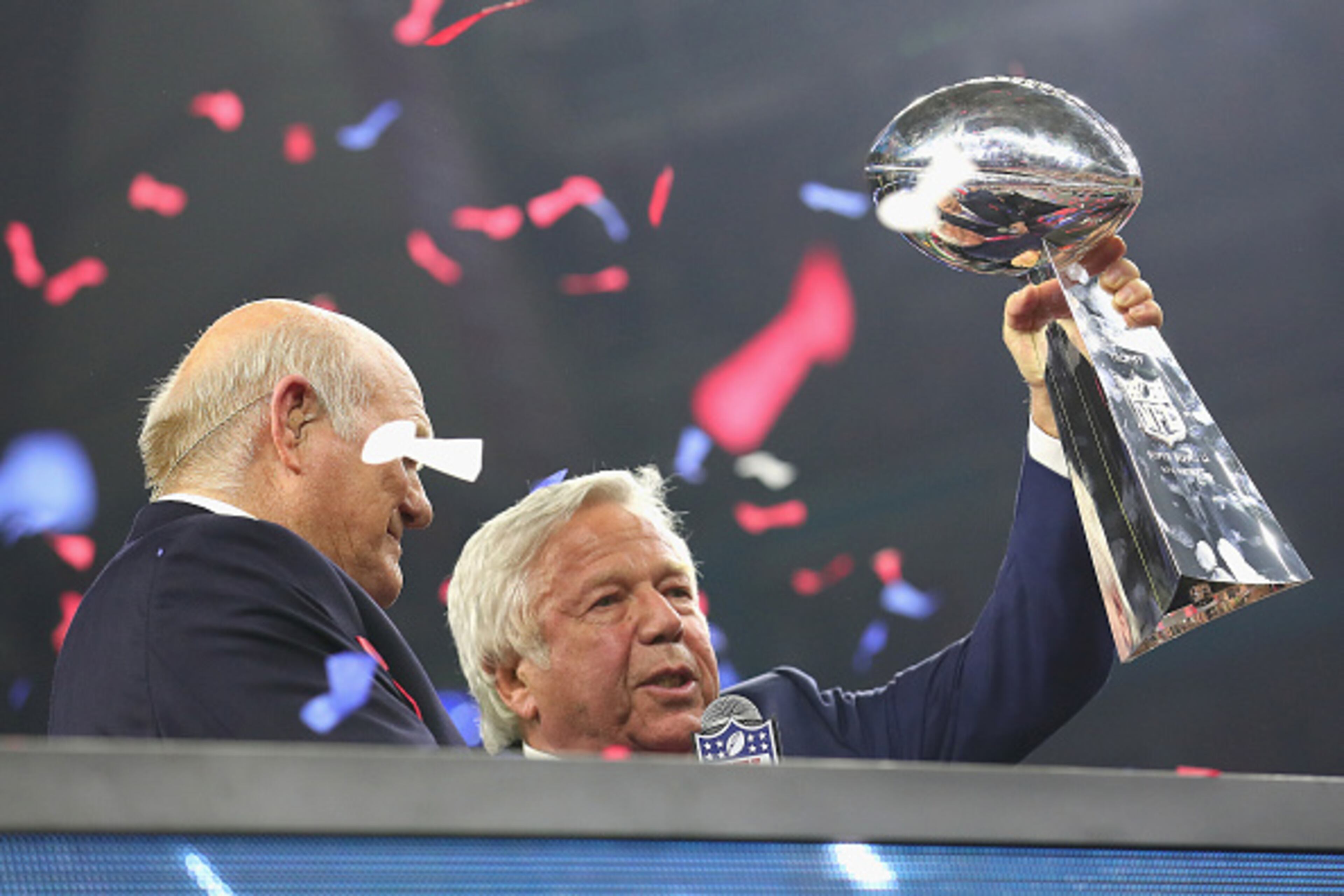 HOUSTON, TX - FEBRUARY 05: Team owner of the New England Patriots Robert Kraft holds the Vince Lombardi Trophy during Super Bowl 51 at NRG Stadium on February 5, 2017 in Houston, Texas. (Photo by Tom Pennington/Getty Images)