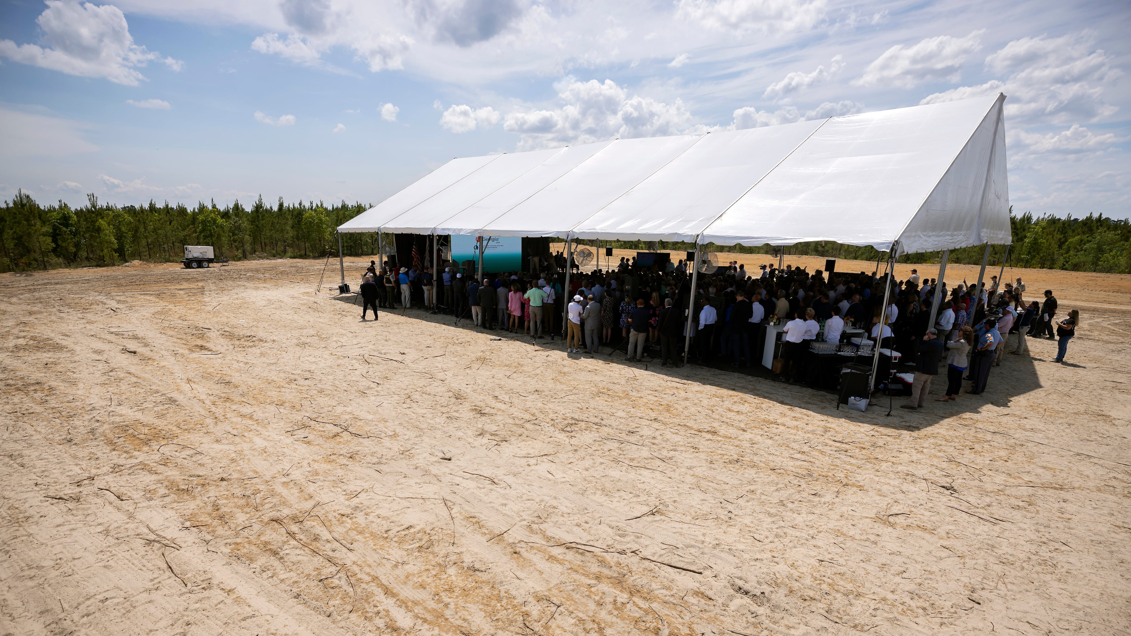 ELLABELL, GEORGIA - MAY 20, 2022: Governor Brian P. Kemp and
Hyundai Motor Group President and CEO Jae Hoon Chang are among the VIPs under a tent on the site where the South Korean automotive giant is building an electric vehicle plant in Ellabell, Ga. Hyundai plans to build a multi-billion-dollar electric vehicle assembly and battery plant outside of Savannah that eventually could employ about 8,100 workers. (AJC Photo/Stephen B. Morton)