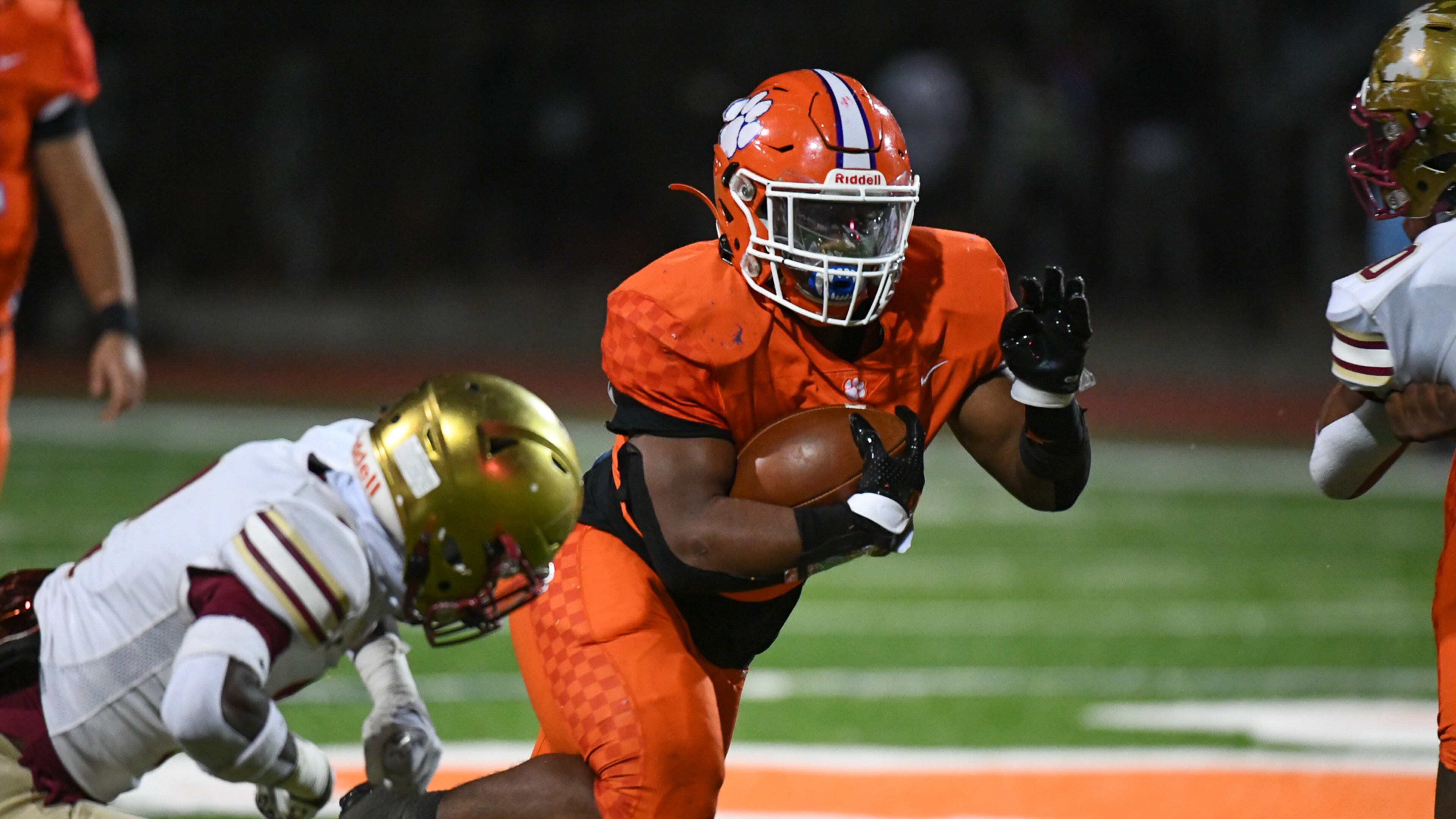 Khyair Spain, running back for Parkview, runs the ball at the Parkview vs. Brookwood High School Football game on Friday, Oct. 28, 2022, at Parkview High School in Lilburn, Georgia. (Jamie Spaar for the Atlanta Journal Constitution)