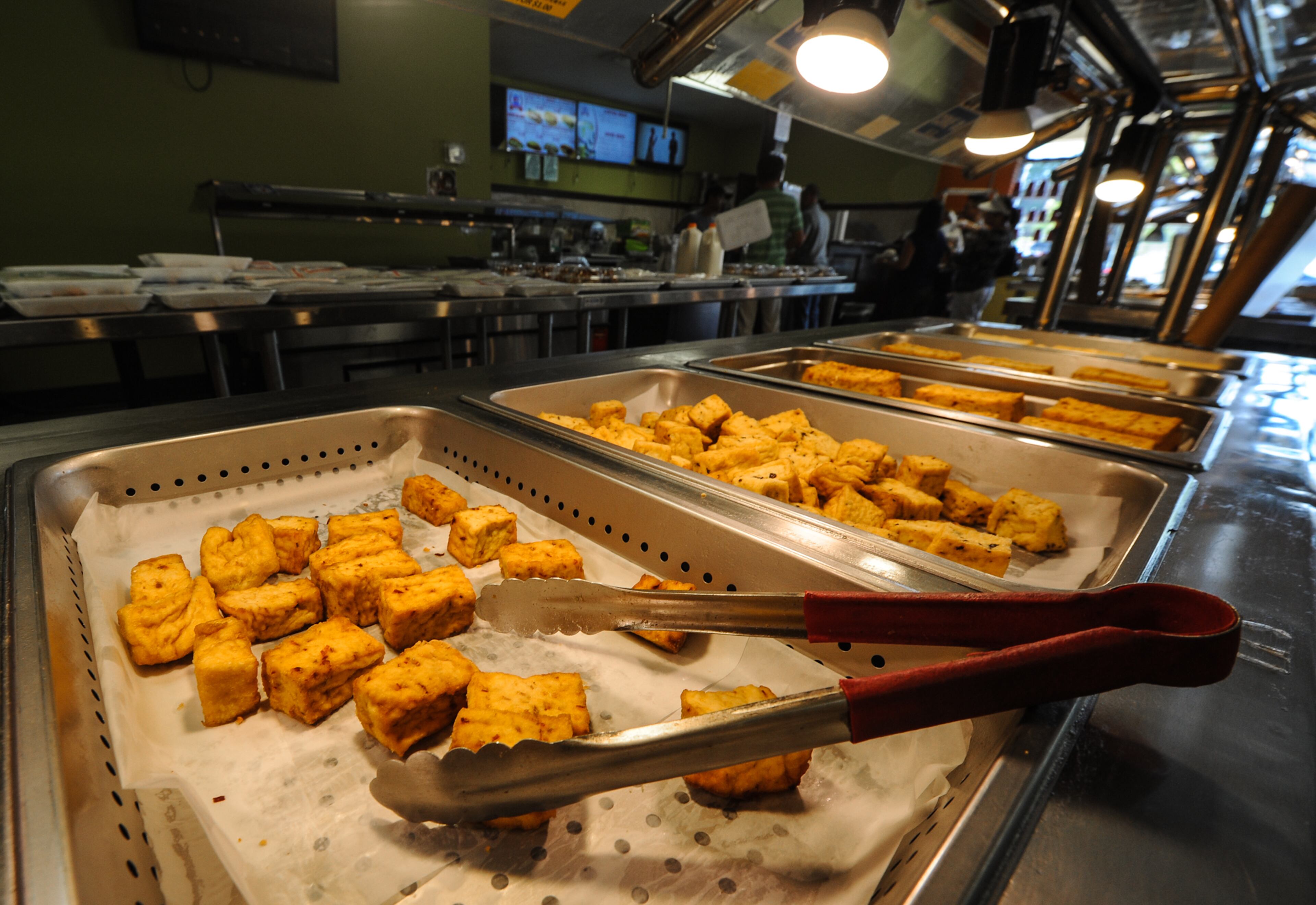 One of the buffet stations at Saigon Tofu. (BECKY STEIN PHOTOGRAPHY)