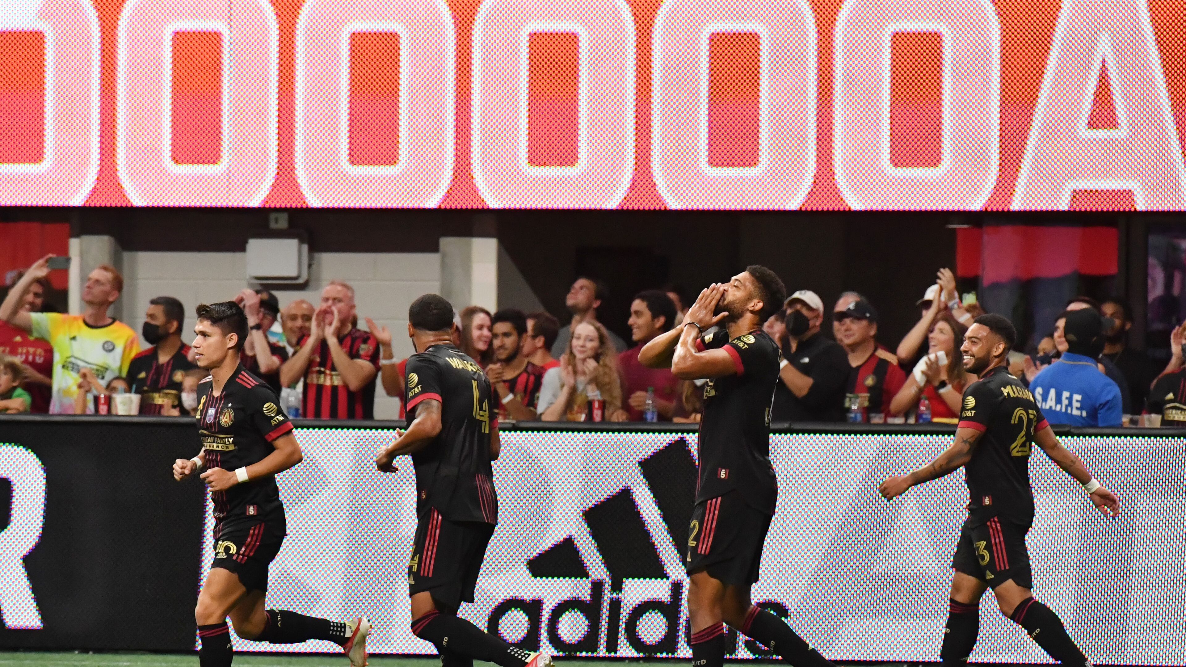 September 10, 2021 Atlanta - Atlanta United's defender George Campbell (32) celebrates after he scored a goal during the first half in a MLS soccer match at Mercedes-Benz Stadium in Atlanta on Friday, September 10, 2021. (Hyosub Shin / Hyosub.Shin@ajc.com)