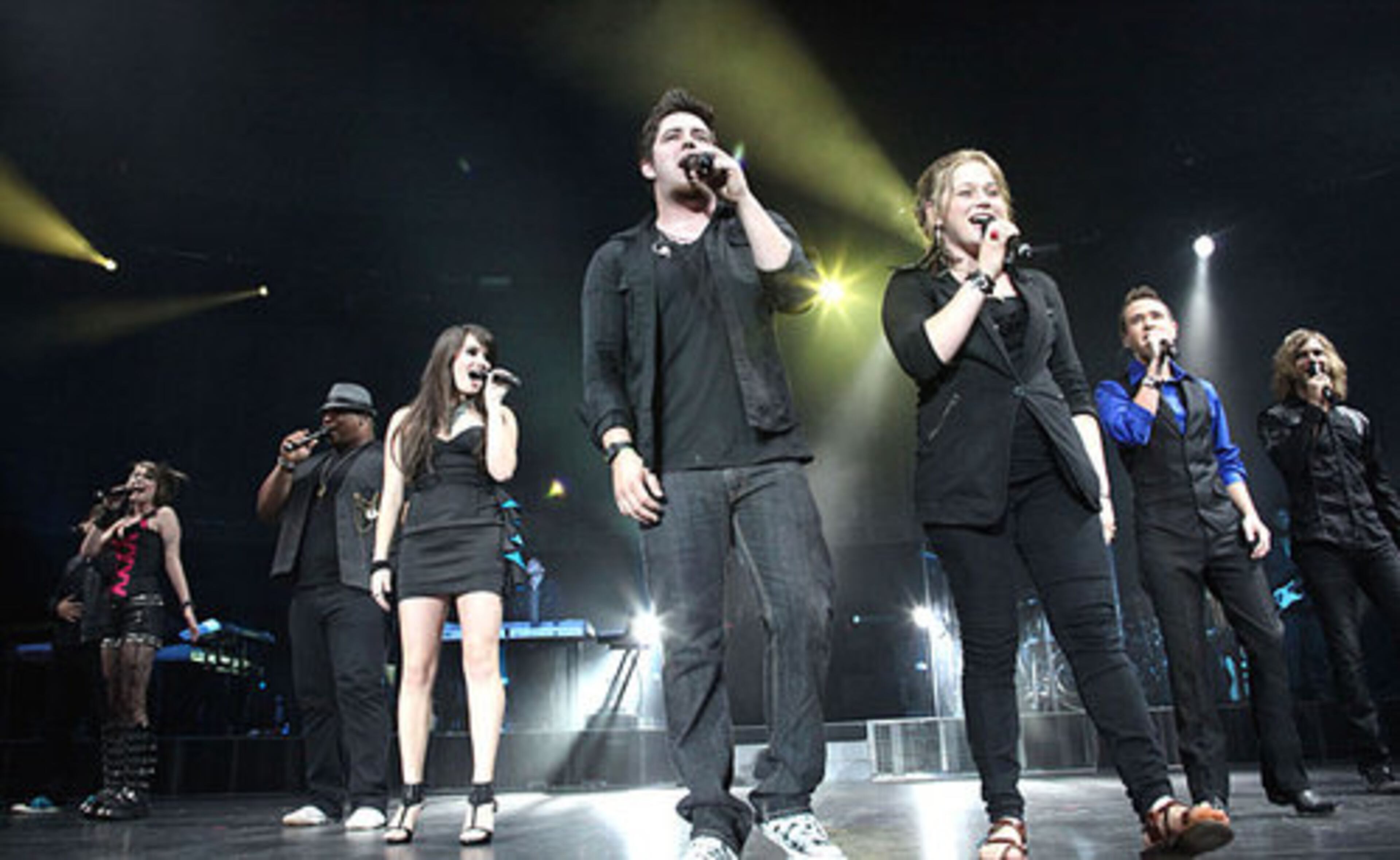 The "American Idols Live!" Season Nine Tour stopped at Gwinnett Arena Sunday night.
