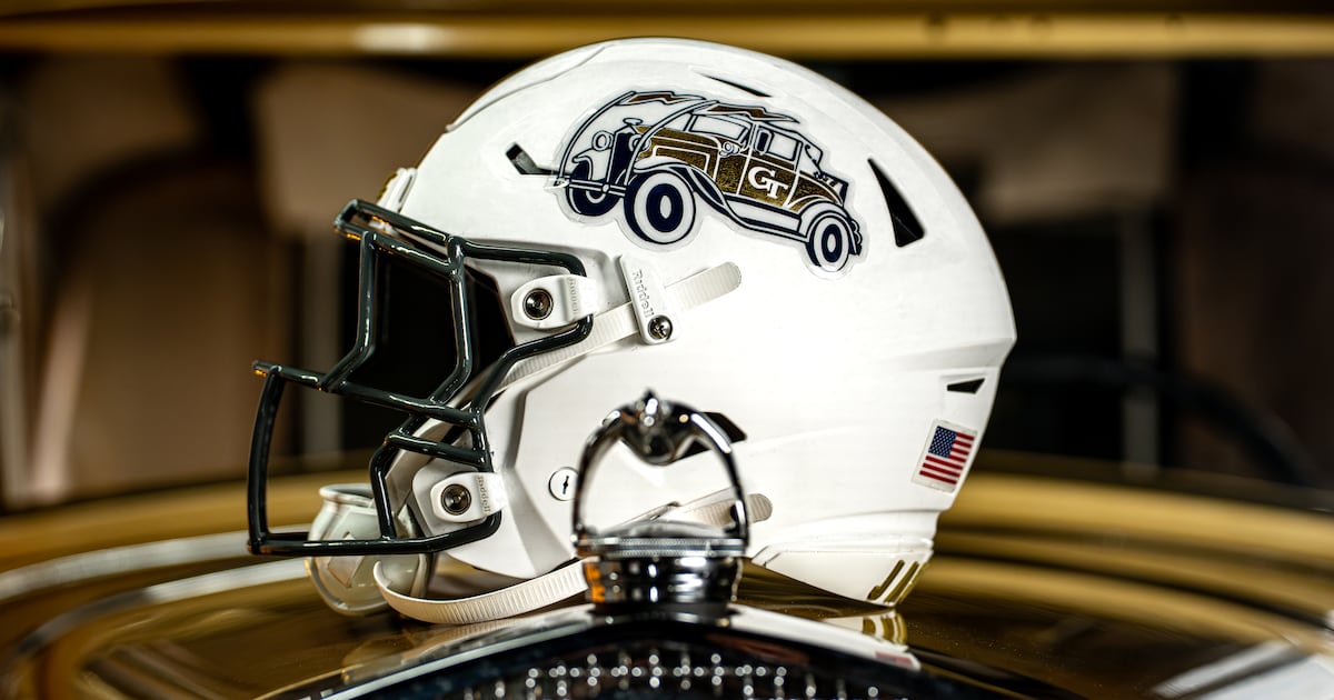 Georgia Tech adds alum's Ramblin' Reck logo to helmets for Duke game