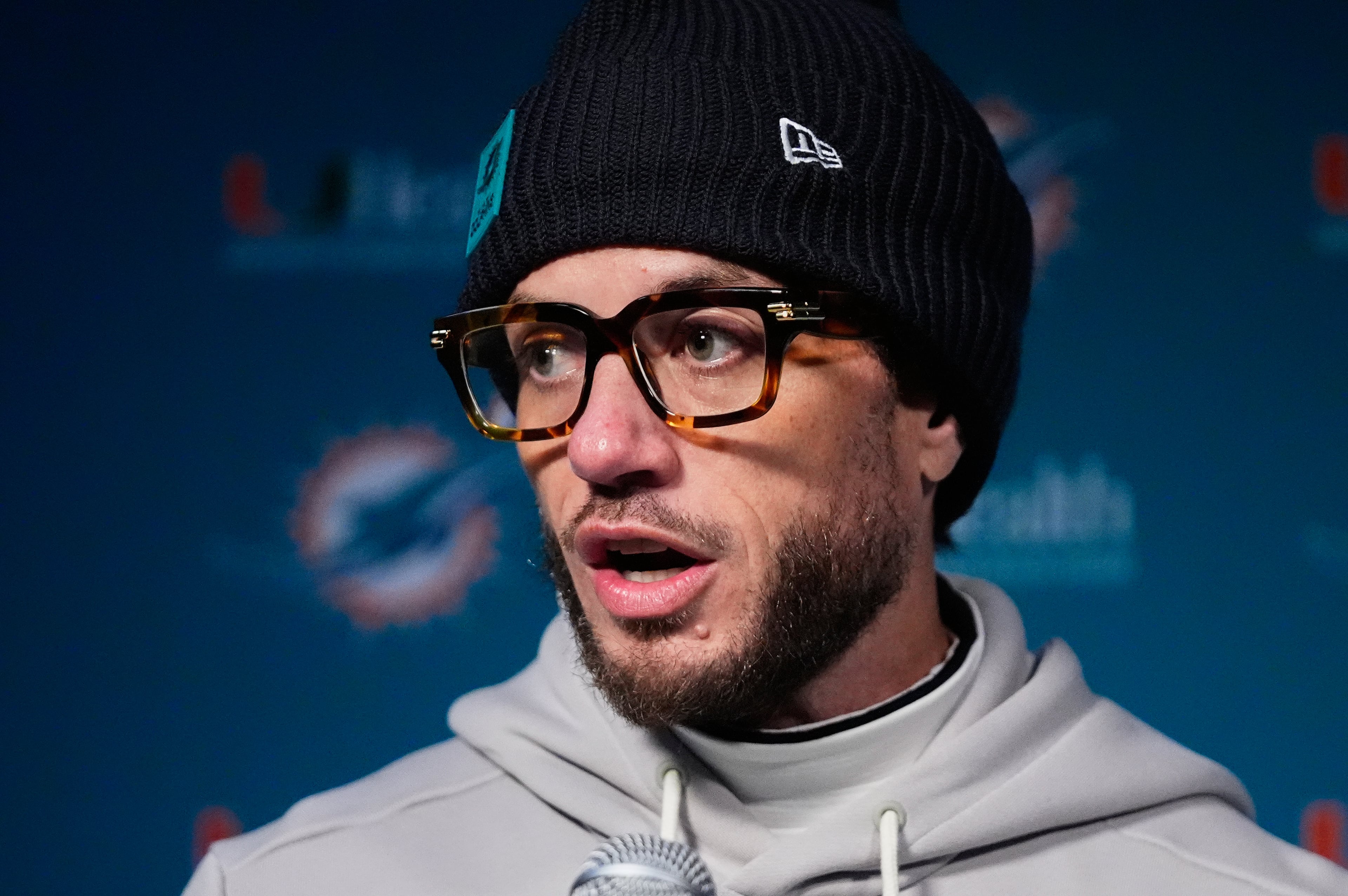 Dolphins Patriots Football