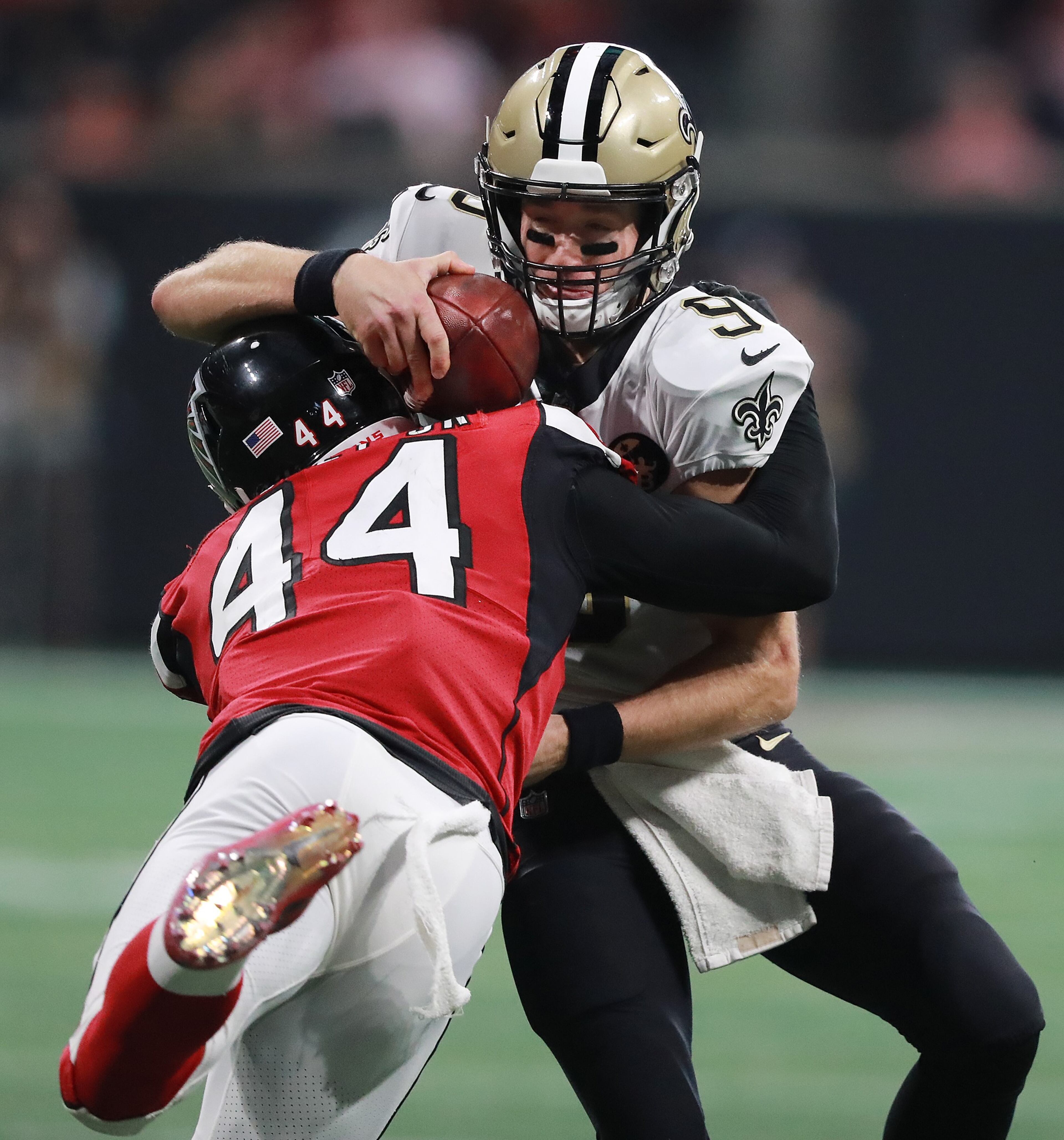 September 23, 2018 Atlanta: Atlanta Falcons linebacker Vic Beasley Jr. sacks New Orleans Saints quarterback Drew Brees during the third quarter in an NFL football game on Sunday, Sept 23, 2018, in Atlanta. Curtis Compton/ccompton@ajc.com