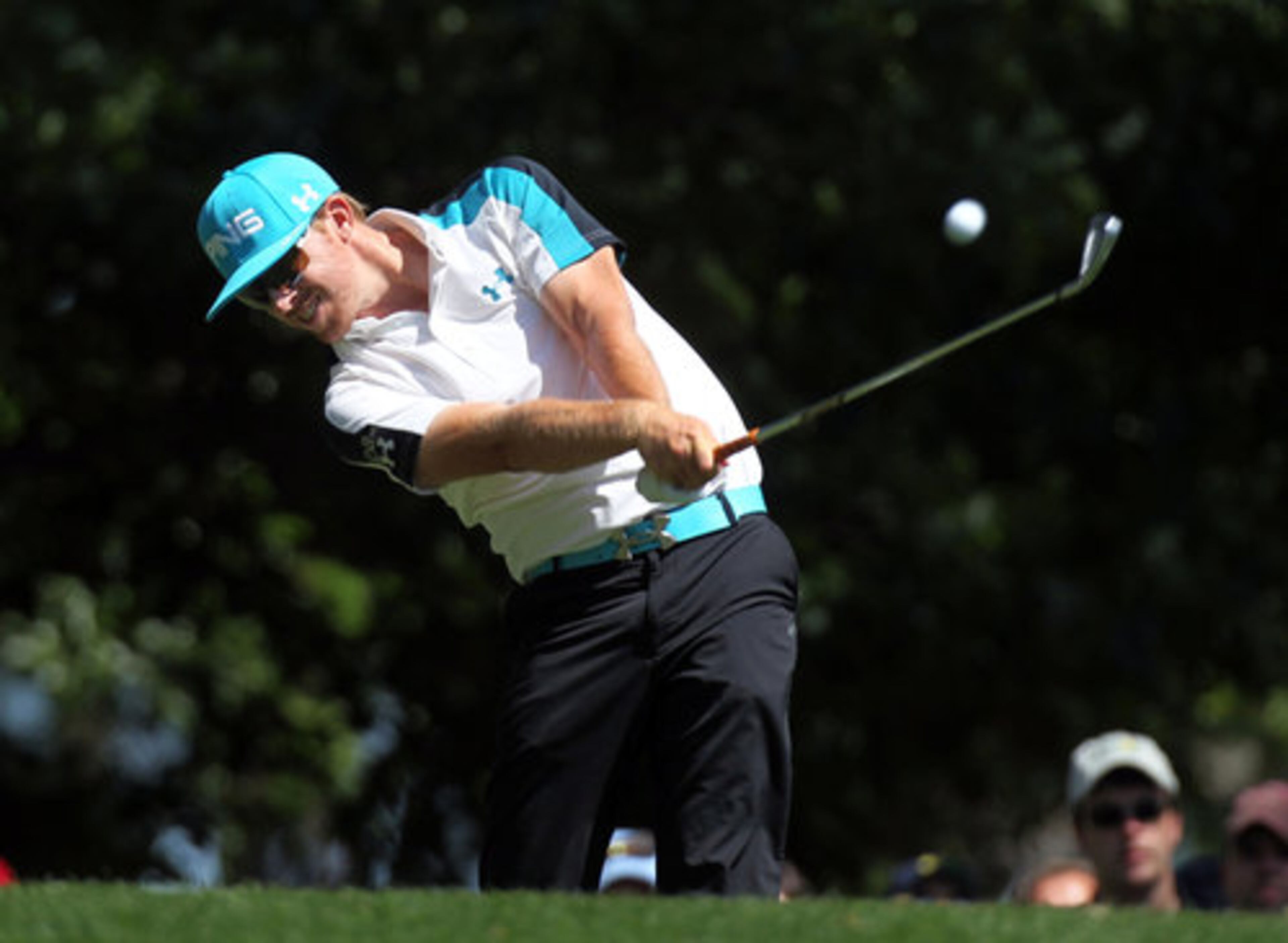 Hunter Mahan tees off on No. 4.