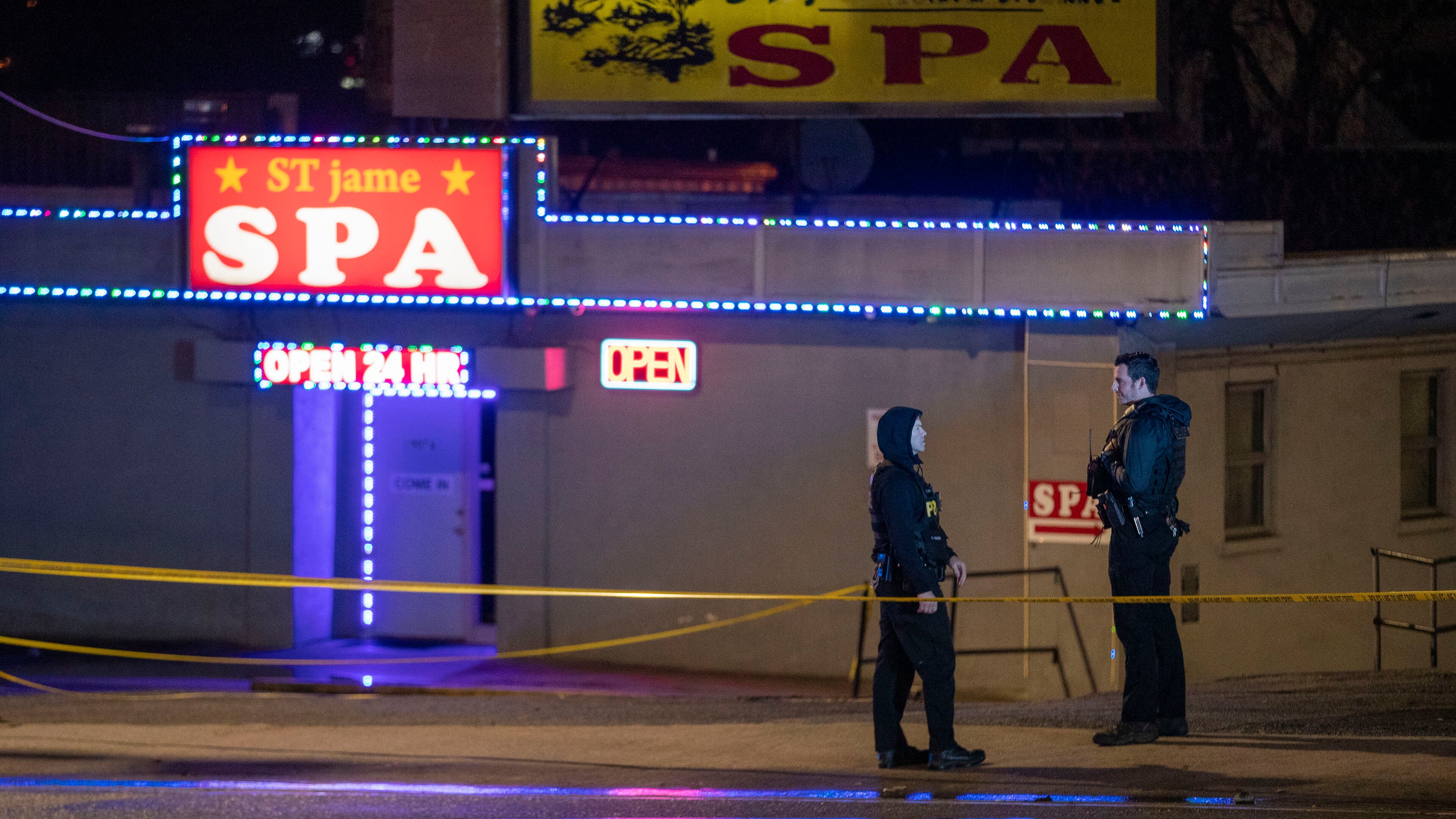 Atlanta police officers and detectives respond to a crime scene at Aromatherapy Spa and Gold Spa in Atlanta on March 16, 2021. (Alyssa Pointer/The Atlanta Journal-Constitution/TNS)