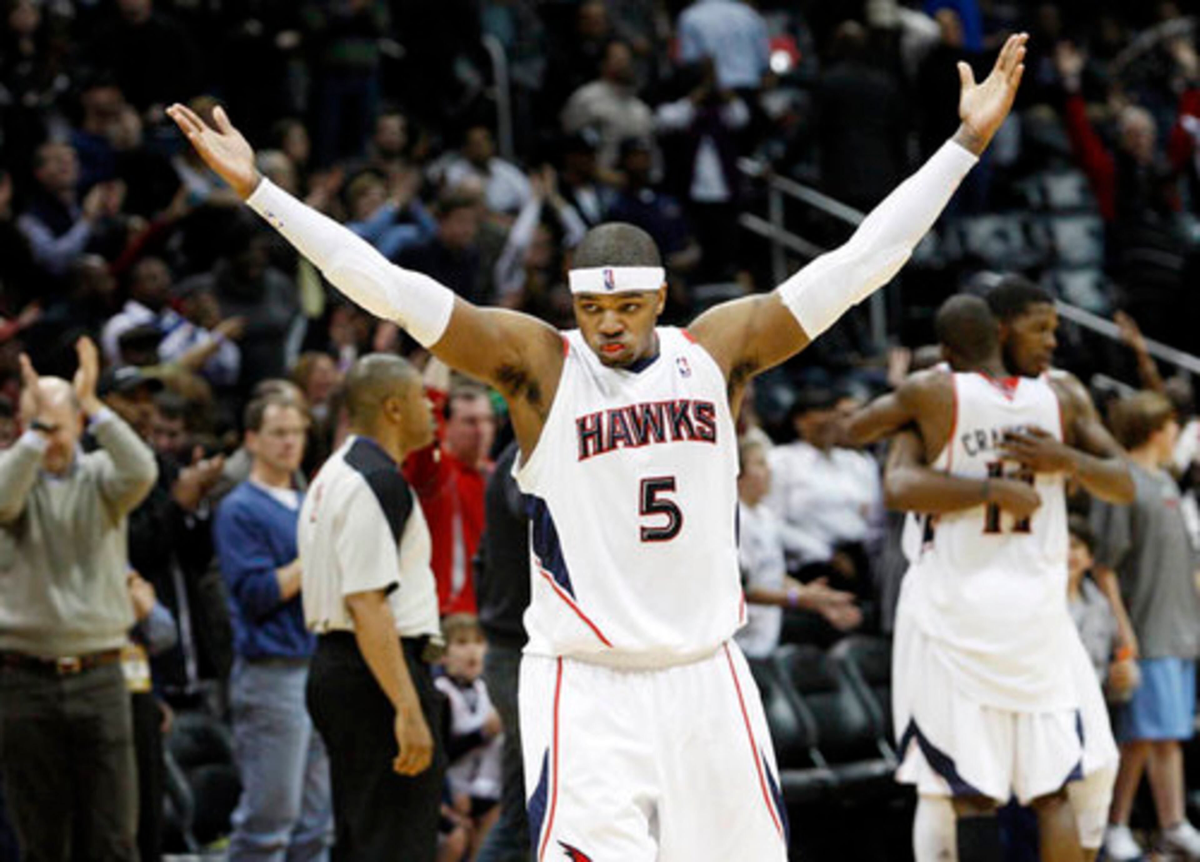 Hawks forward Josh Smith -- who is averaging 16 points, 8 rebounds and more than 2 blocks a game -- didn t make the All-Star team but has been an uplifting force for Atlanta.