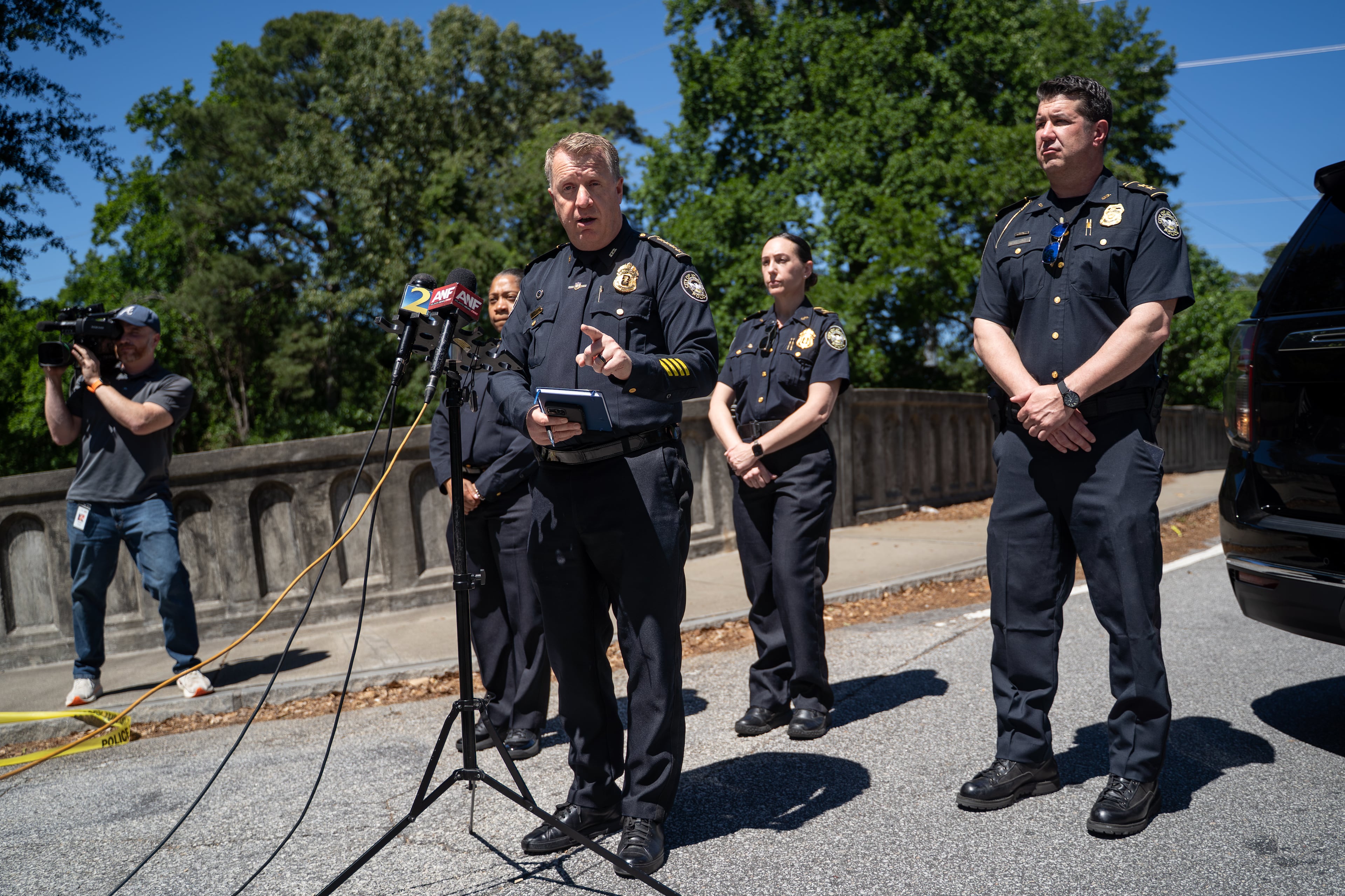 Atlanta Police Chief Darin Schierbaum asks for the public's assistance in locating a homicide suspect after a fatal stabbing on the Beltline near Montgomery Ferry Drive. Thursday, May 14, 2026. (Ben Hendren for the AJC)