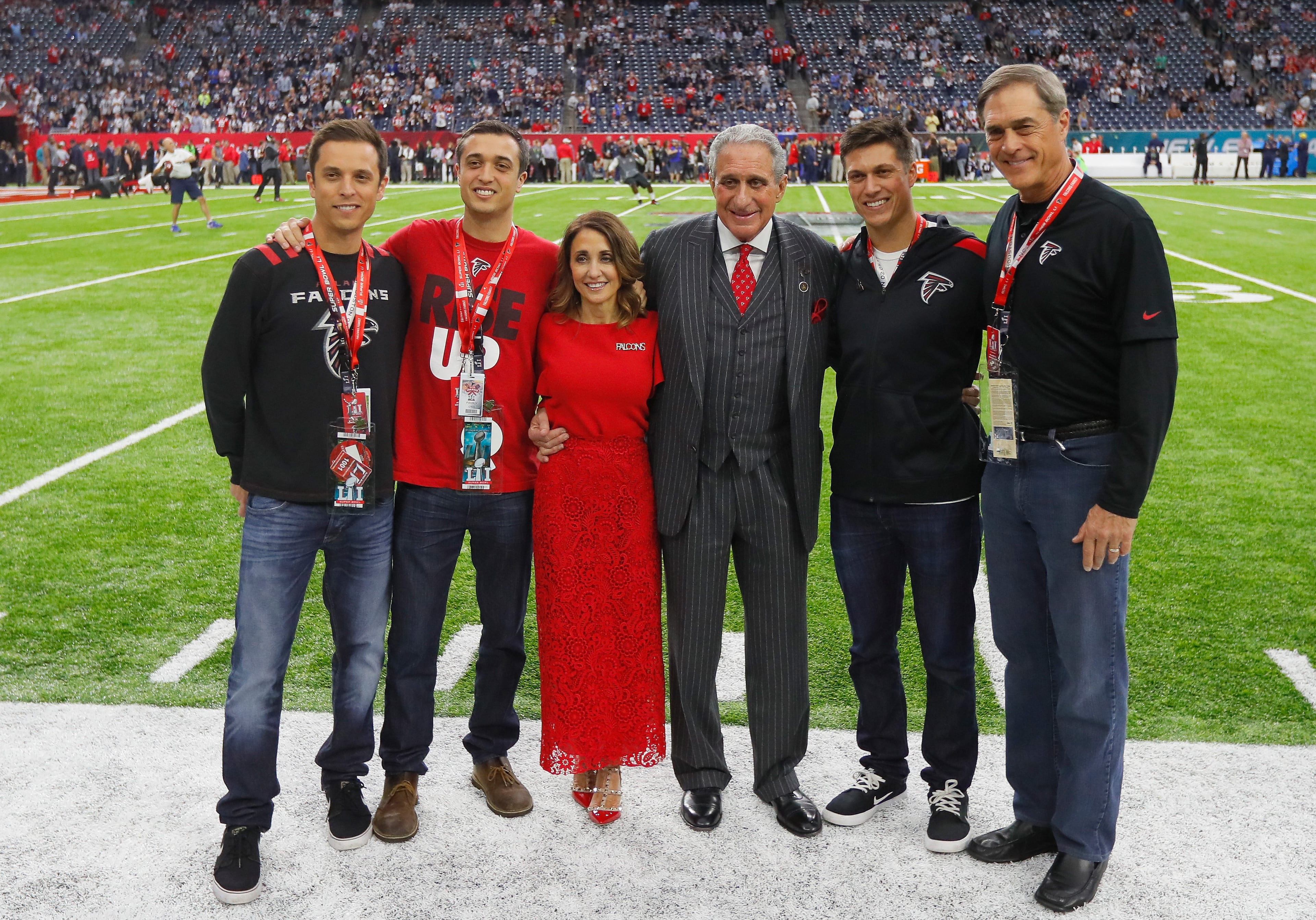 HOUSTON, TX - FEBRUARY 05: Angela Macuga and Atlanta Falcons owner Arthur Blank pose with family prior to Super Bowl 51 against the New England Patriots at NRG Stadium on February 5, 2017 in Houston, Texas. (Photo by Kevin C. Cox/Getty Images)