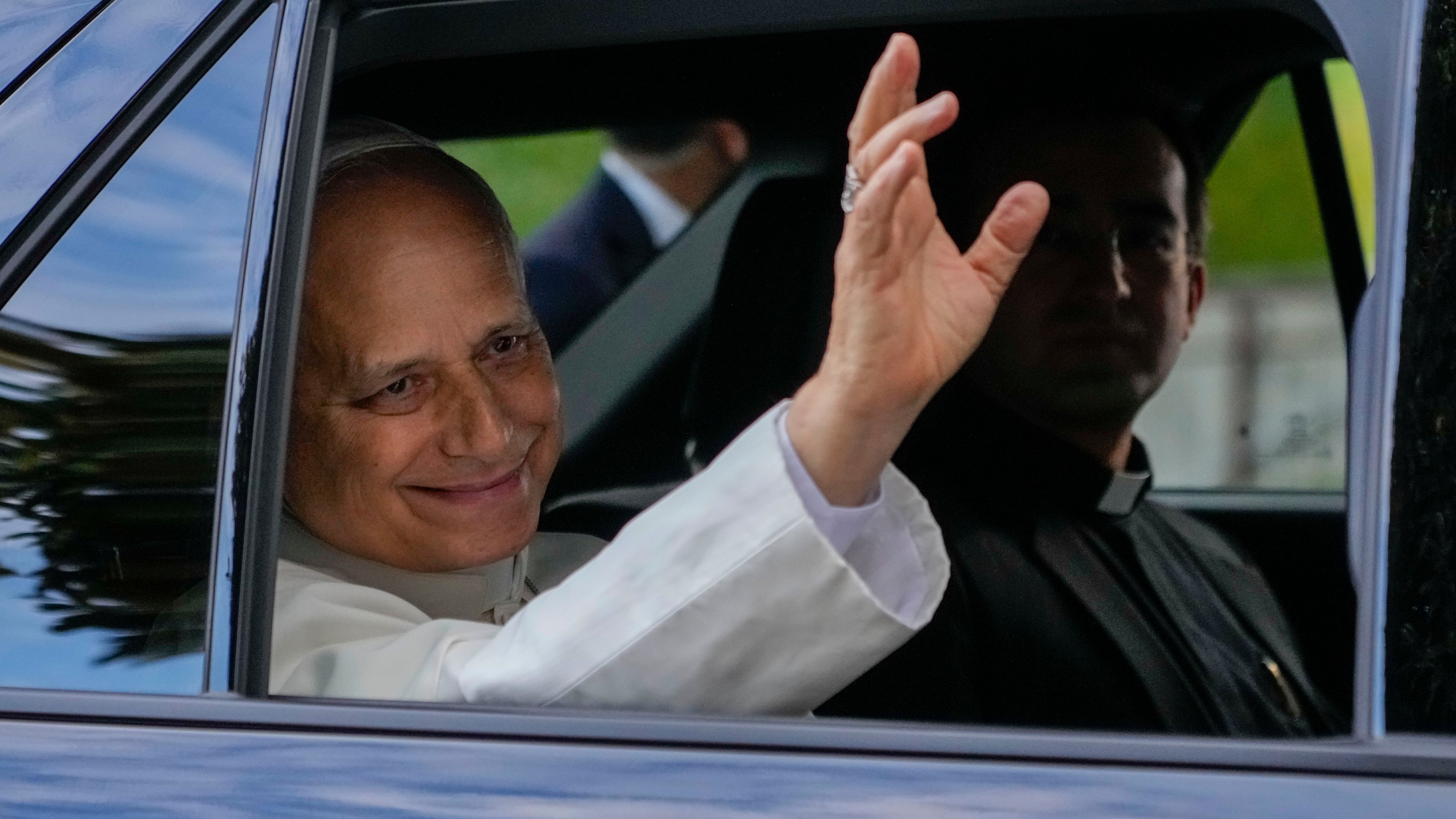 Pope Leo XIV leaves Rome's Agostino Gemelli Polyclinic, Saturday, Oct. 17, 2026, after Tuesday's surgery to remove a lung cancer. (AP Photo/Gregorio Borgia)