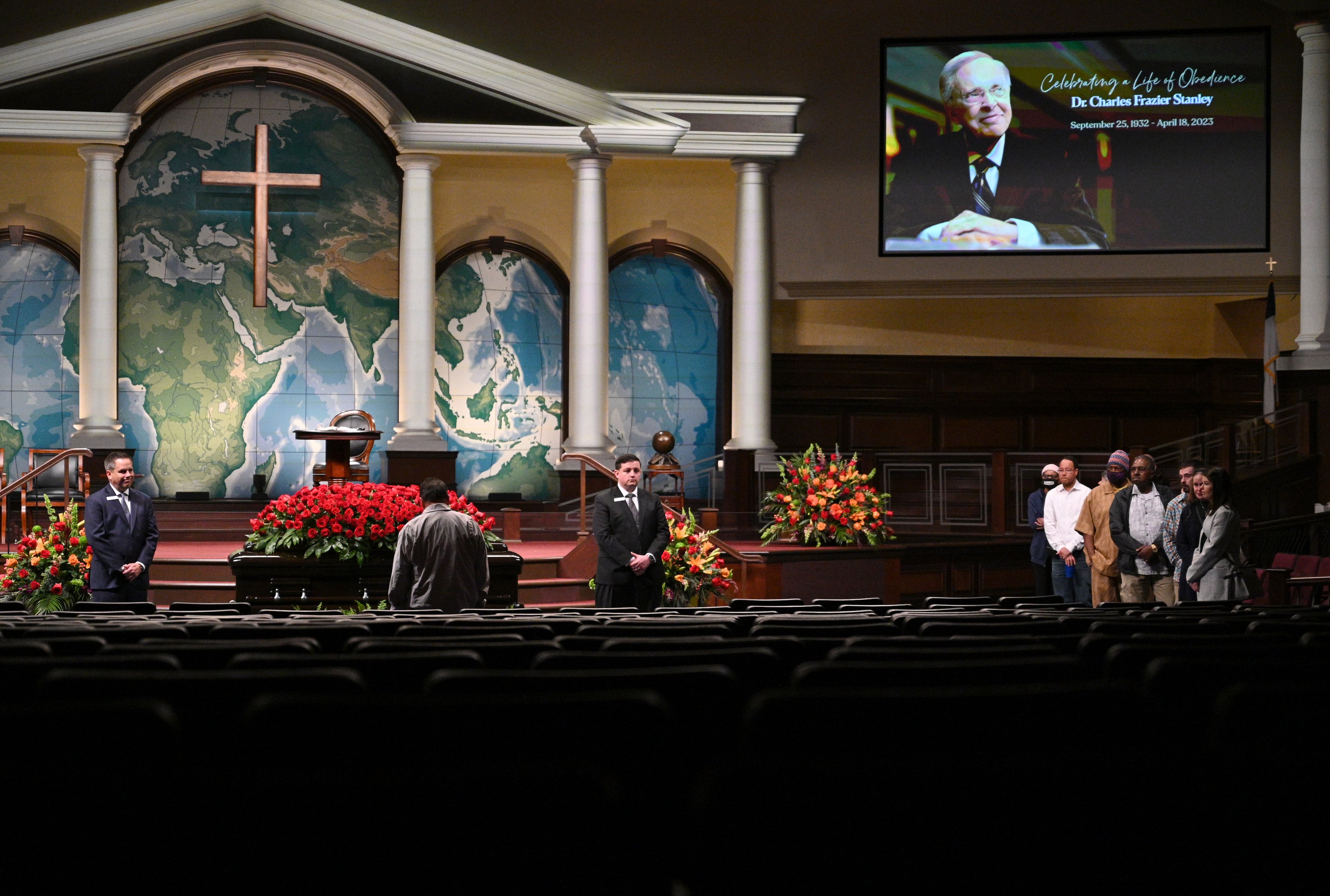 People pay their respects as Pastor Charles Stanley lies in repose at First Baptist Atlanta where he led for more than 50 years, Saturday, April 22, 2023, in Atlanta. (Hyosub Shin / Hyosub.Shin@ajc.com)
