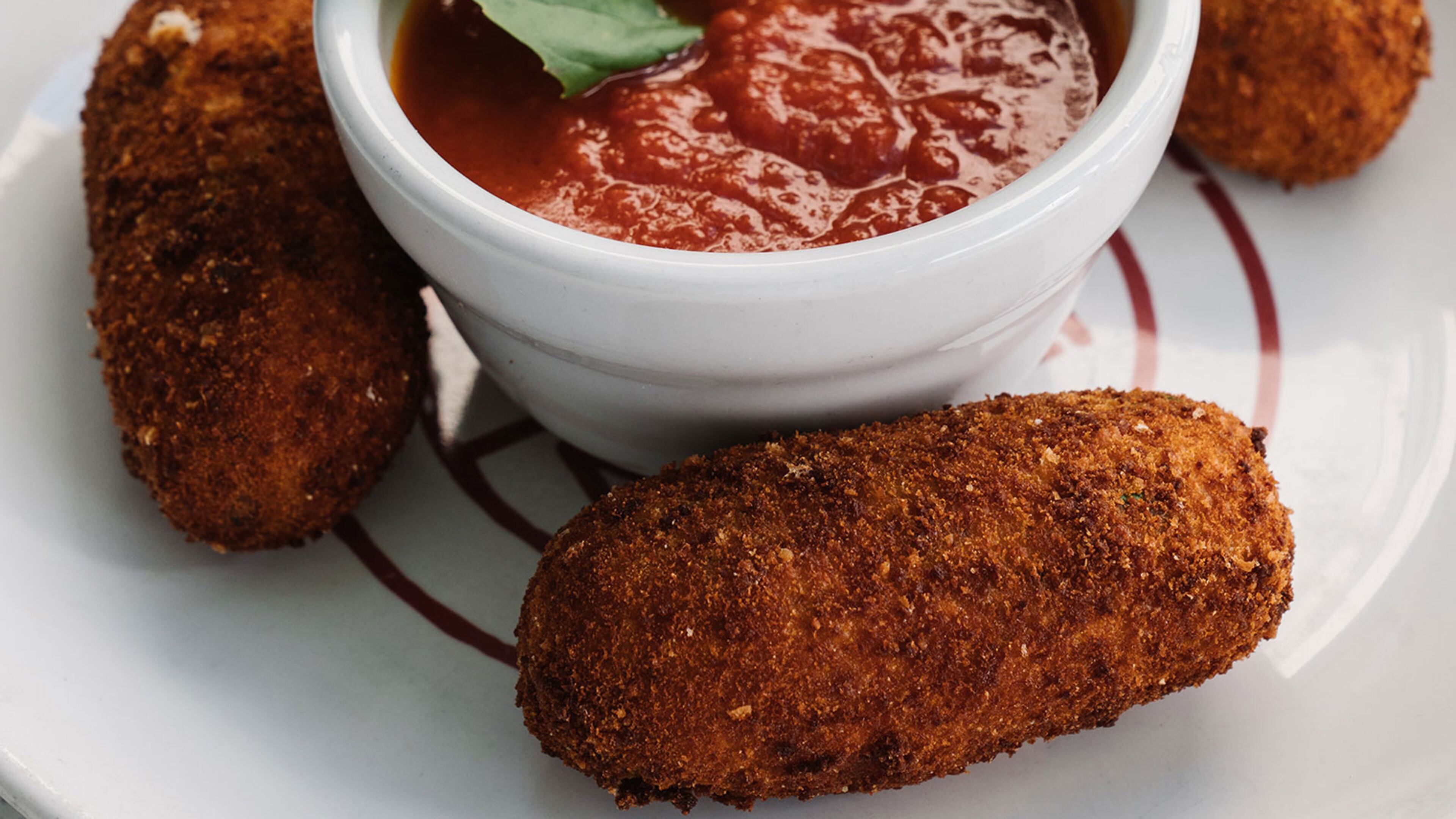 Varuni Napoli's Panzerotti