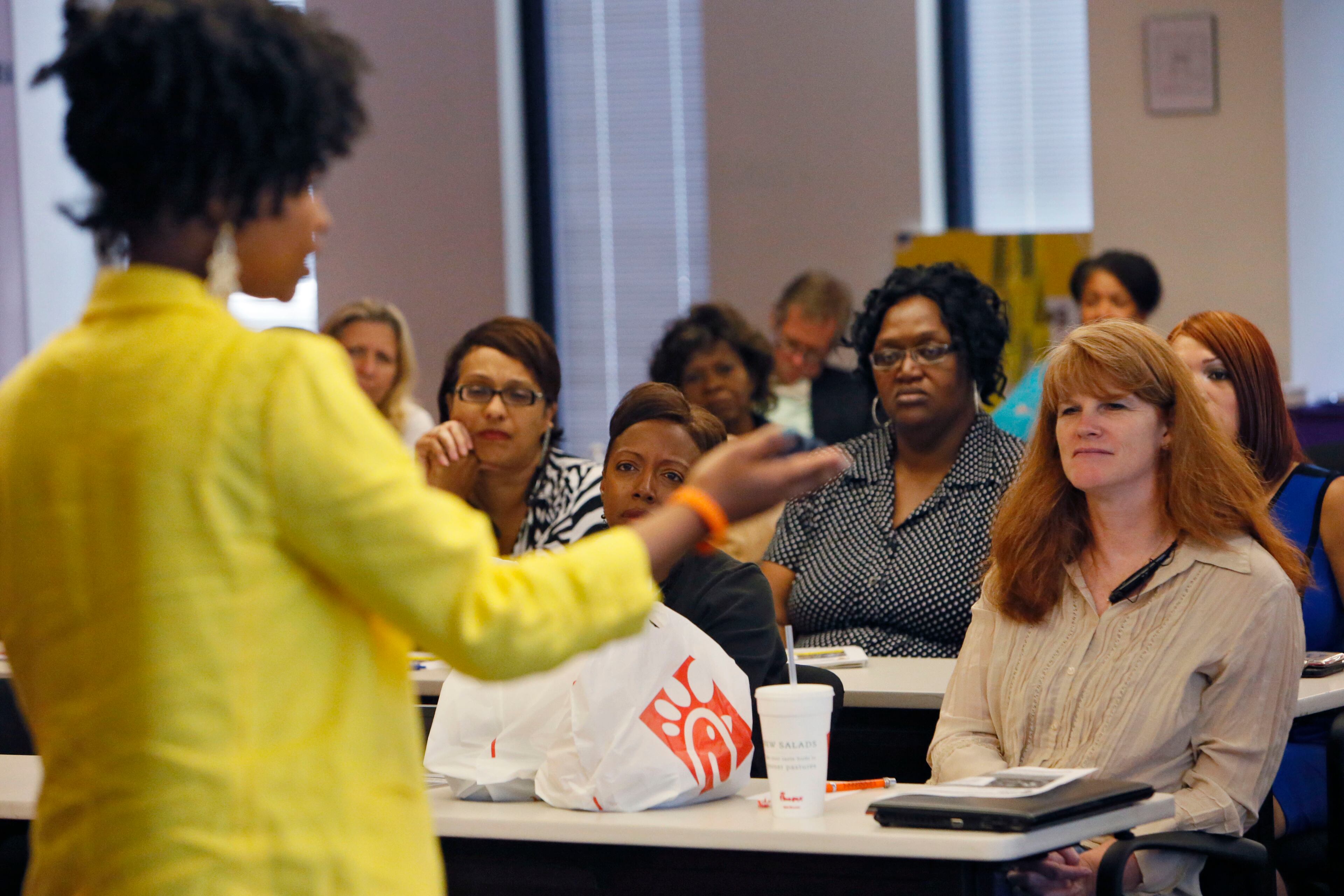 Simon speaks to the Sprint WISE Employee Resource Group (ERG), a group focused on growth and professional development for women.