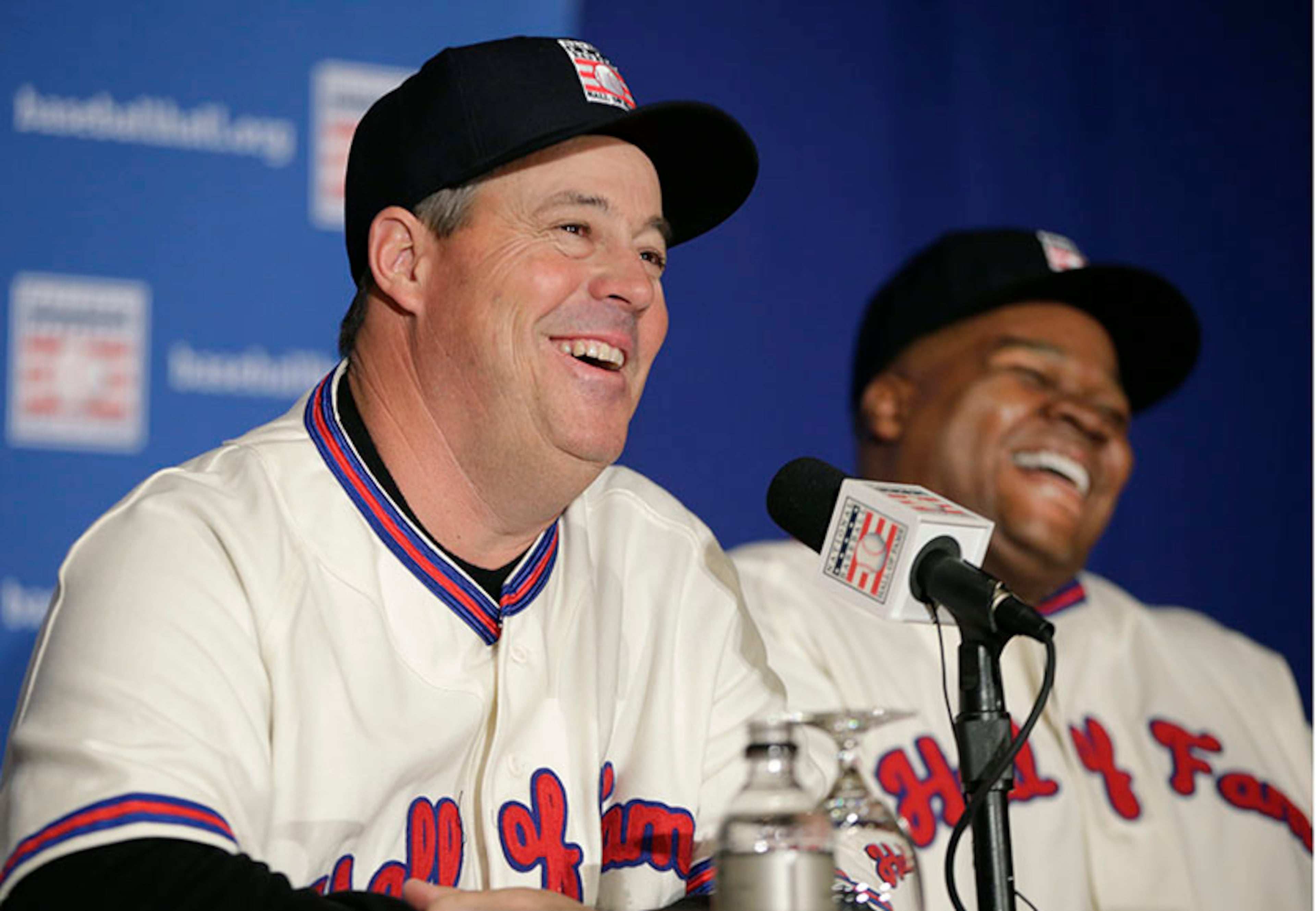 Greg Maddux, whose 355 victories are the most among pitchers still living, was named on 97.2 percent of the ballots cast by veteran members of the Baseball Writers’ Association of America.