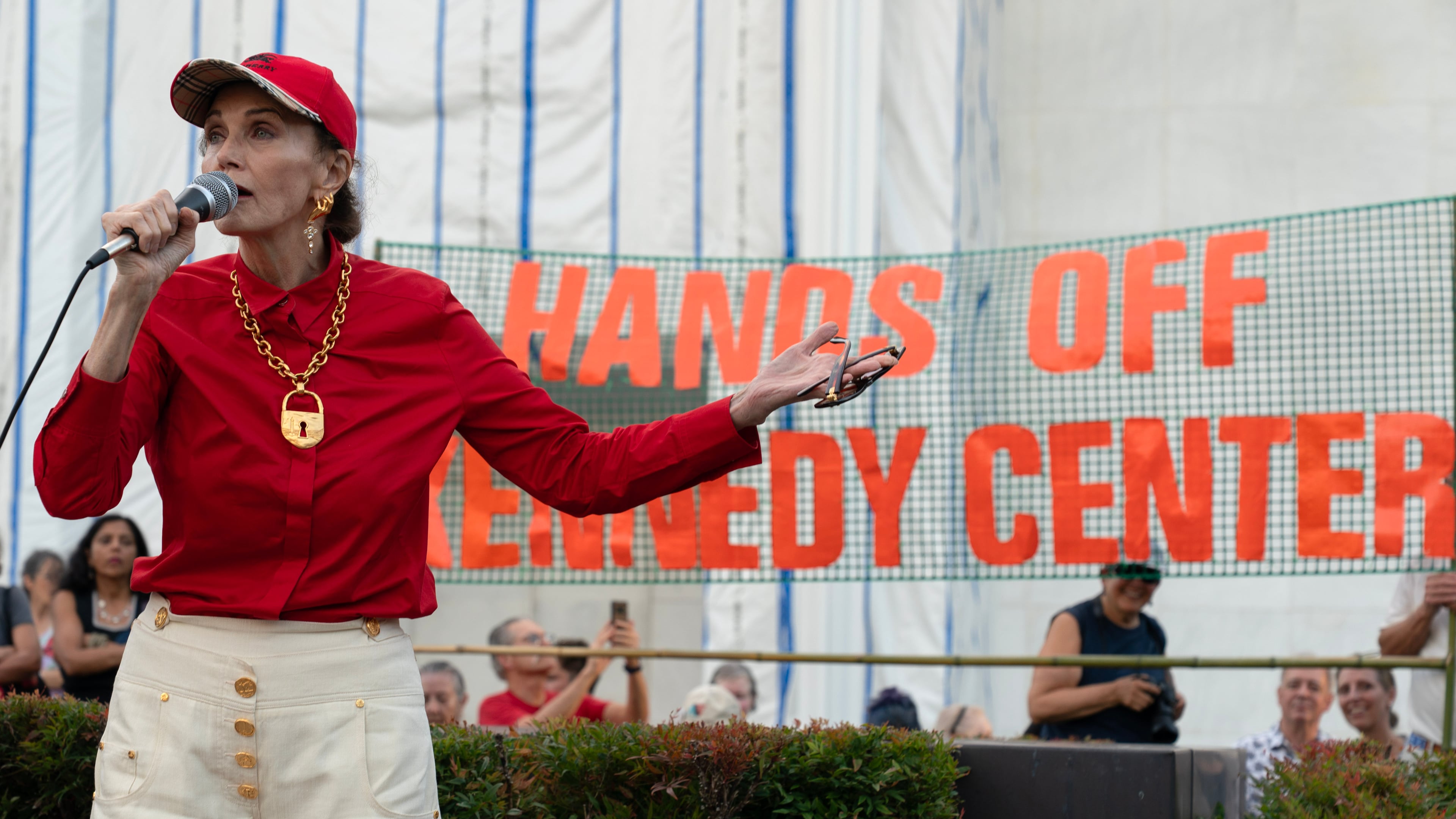 Actress Lynda Carter speaks to the crowd as they rally against the closing of the John F. Kennedy Center for the Performing Arts on Friday, Sept. 18, 2026, in Washington. ( (AP Photo/Jose Luis Magana)