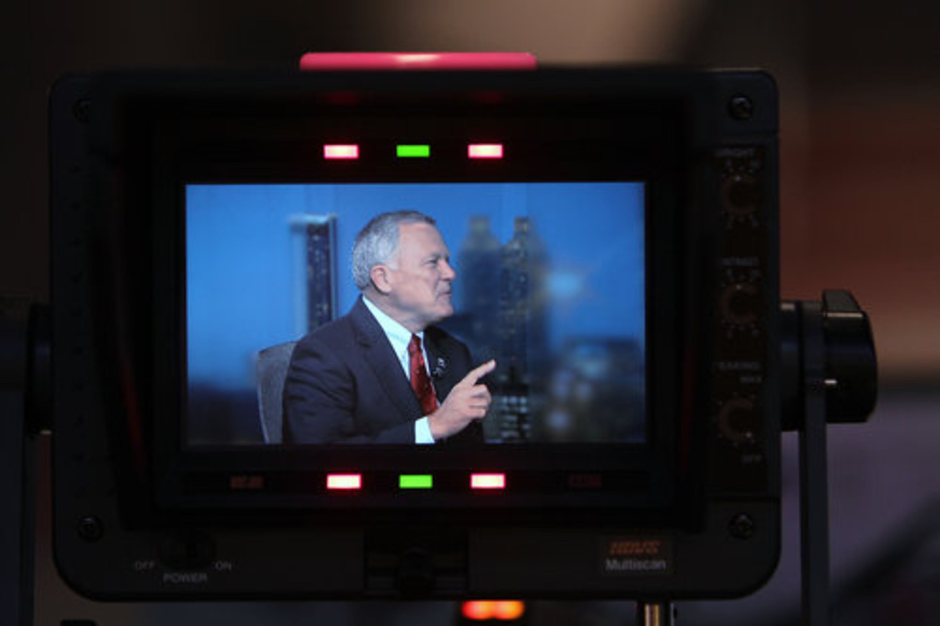 Nathan Deal was endorsed by Newt Gingrich. Deal also touted his Georgia Right to Life endorsement and predicted he'll have the backing of former Insurance Commissioner John Oxendine and former state Sen. Eric Johnson, his unsuccessful primary opponents.