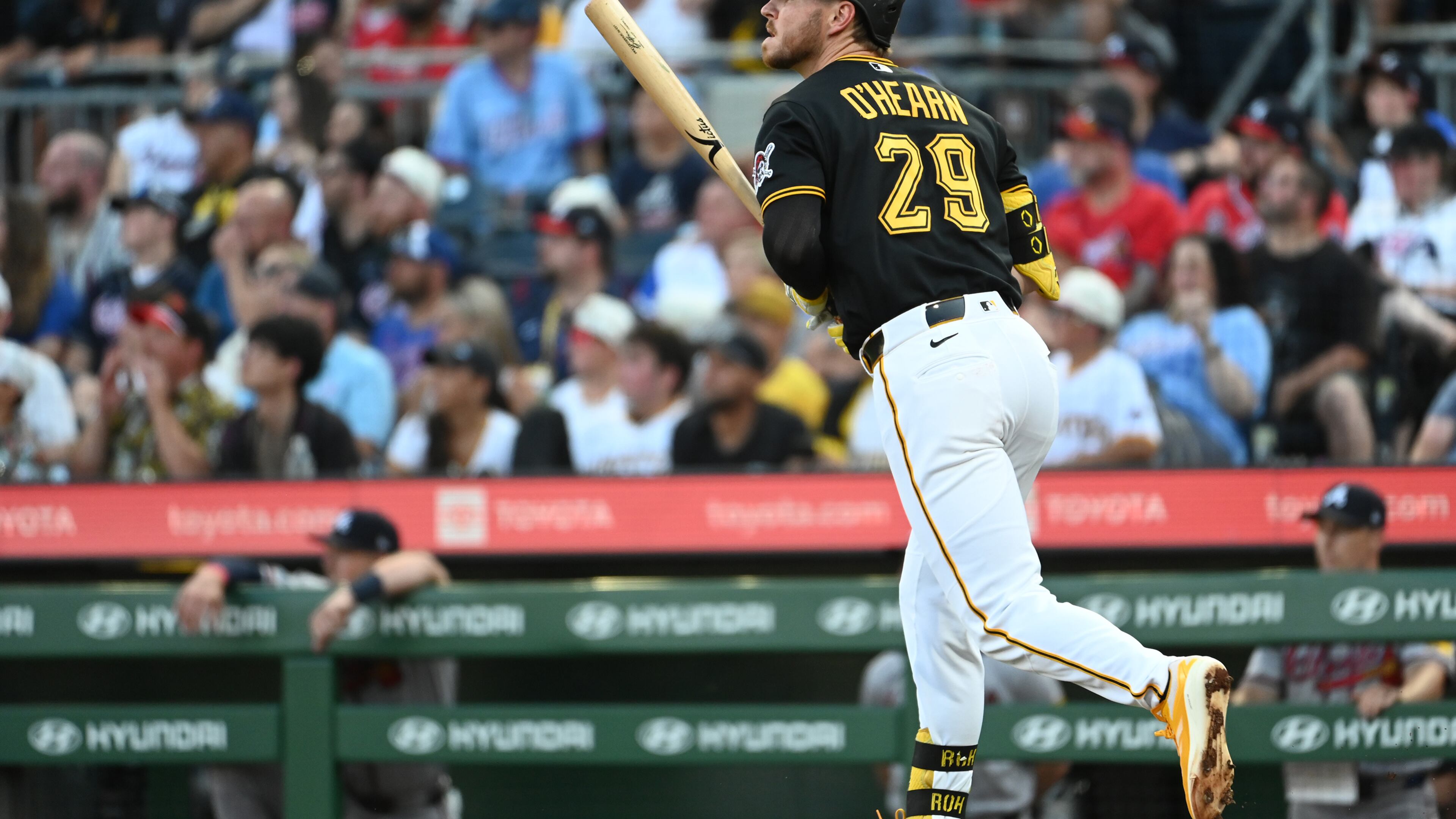 The Pittsburgh Pirates' Ryan O'Hearn (29) watches as his three-run home run off Atlanta Braves starting pitcher Hurston Waldrep clears the wall during the third inning of an MLB game, Tuesday, July 7, 2026, in Pittsburgh. (AP Photo/Philip G. Pavely)