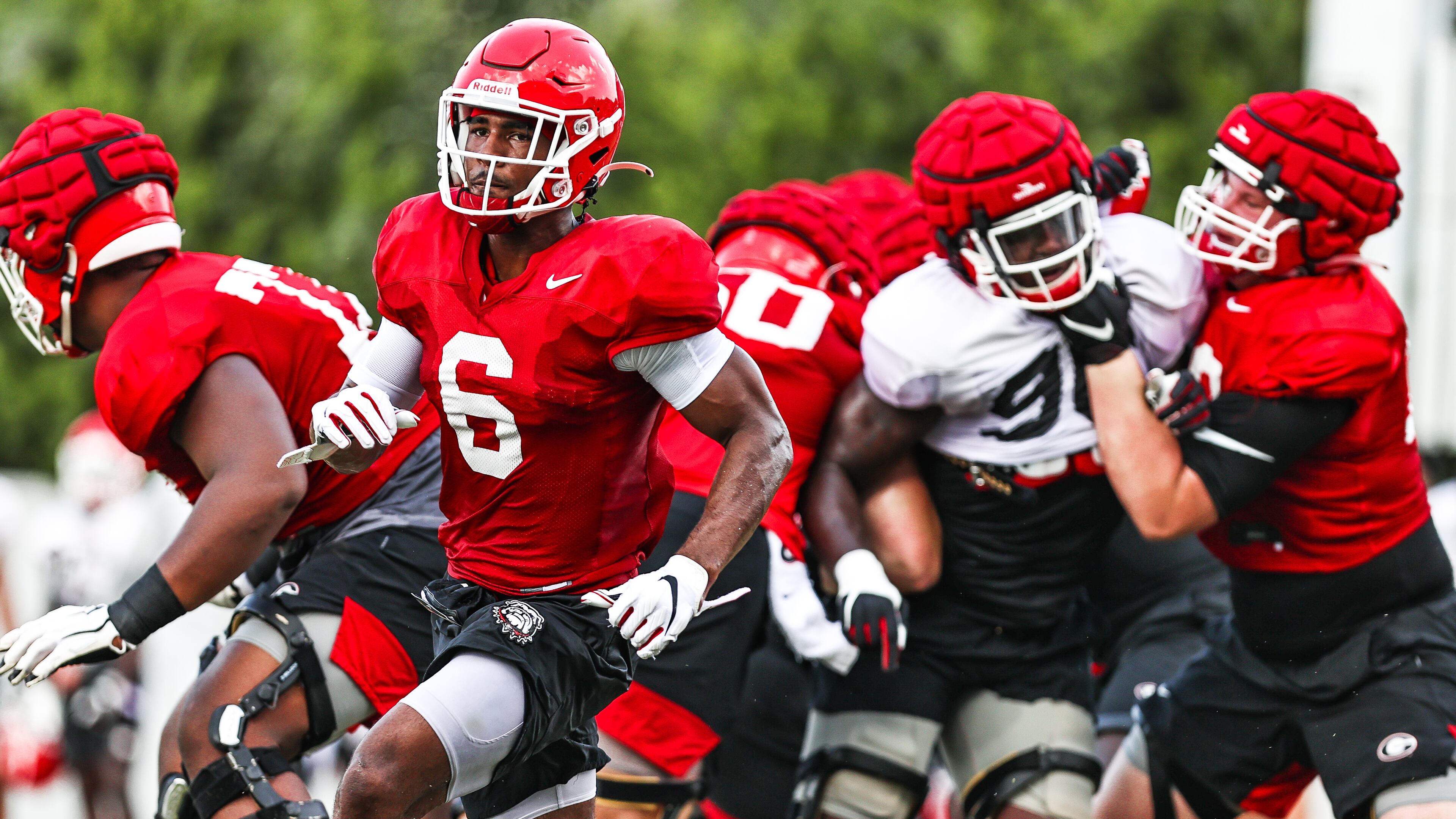 Georgia running back Kenny McIntosh (6) during the Bulldogs’ practice Tuesday, Aug. 24, 2021, in Athens. (Tony Walsh/UGA)