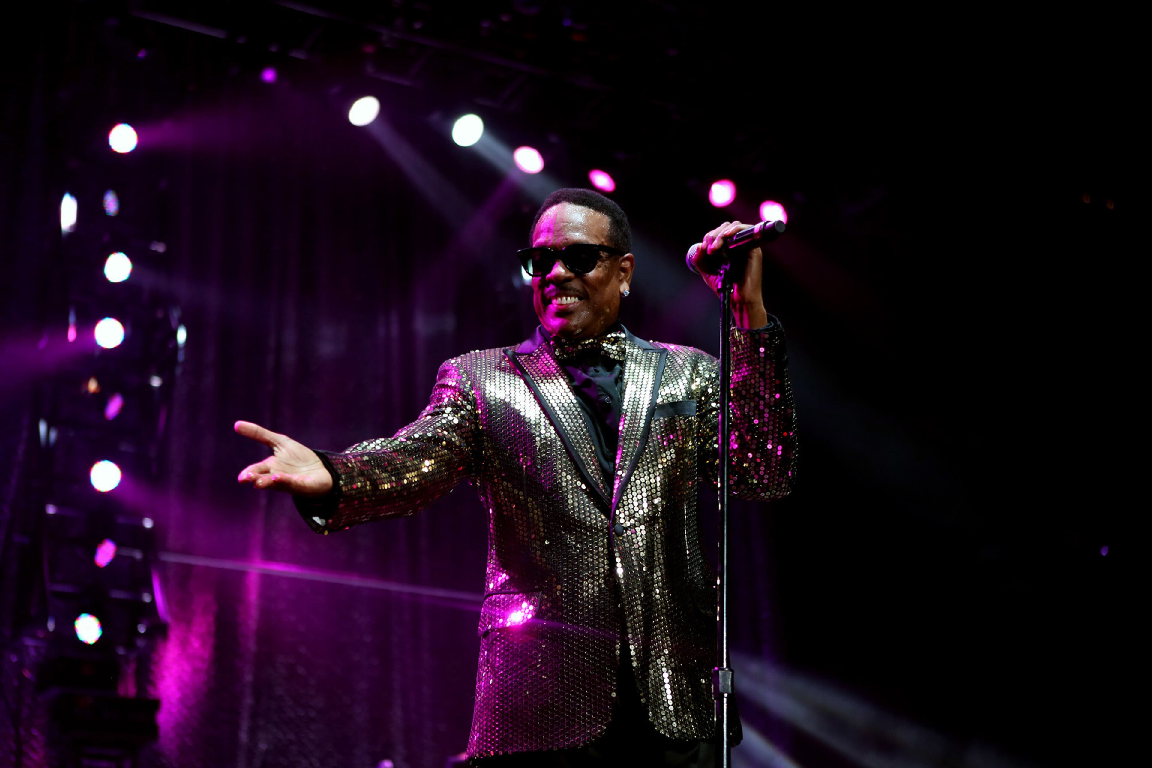 Feb. 21, 2015 - ATLANTA: Charlie Wilson blows a kiss to the audience at Philips Arena. (Akili-Casundria Ramsess/Special to the AJC) Charlie Wilson blows a kiss to the audience at Philips Arena. (Akili-Casundria Ramsess/Special to the AJC)