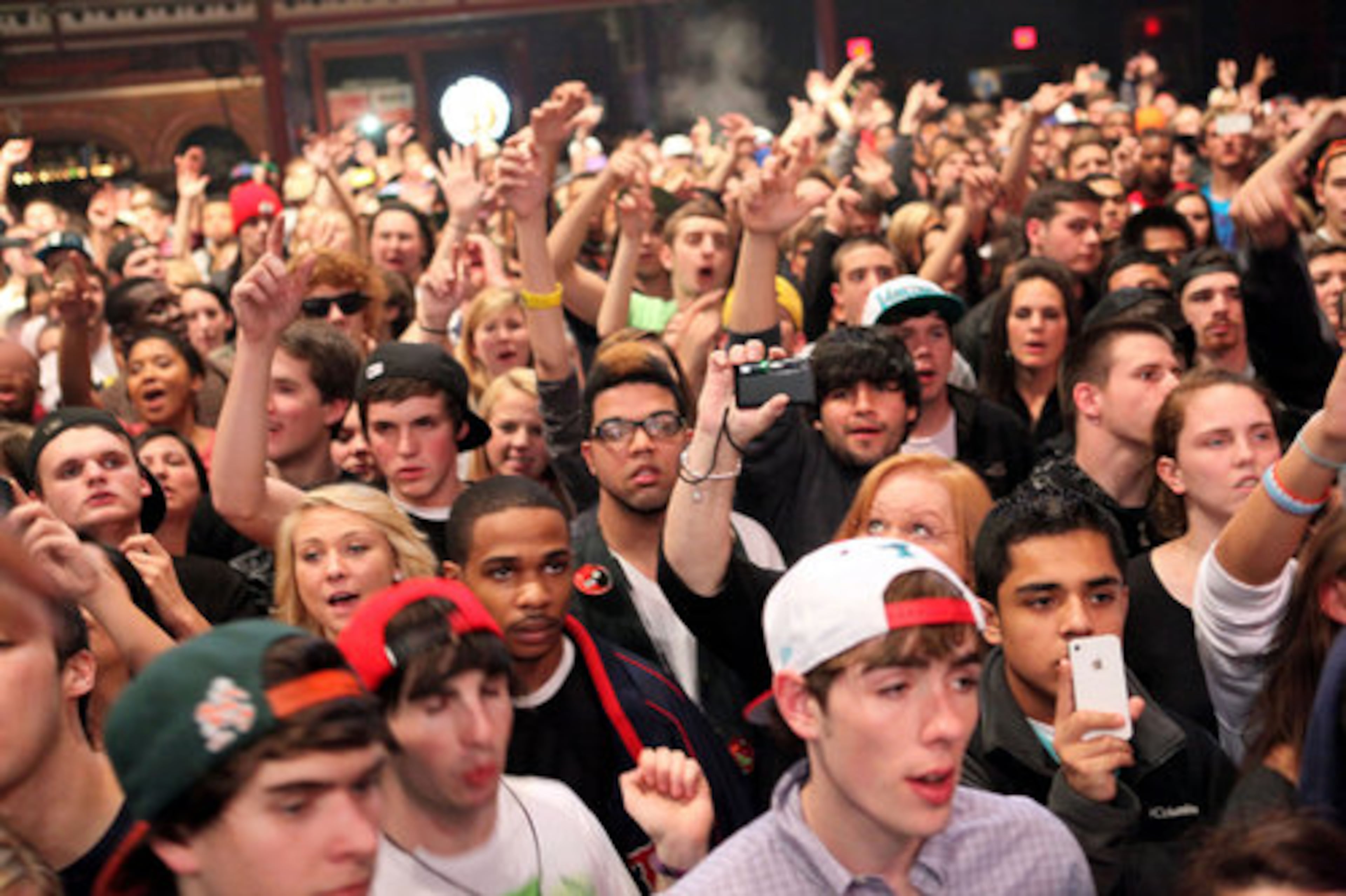 It was a party atmosphere Saturday night as young fans filled the Tabernacle to capacity.