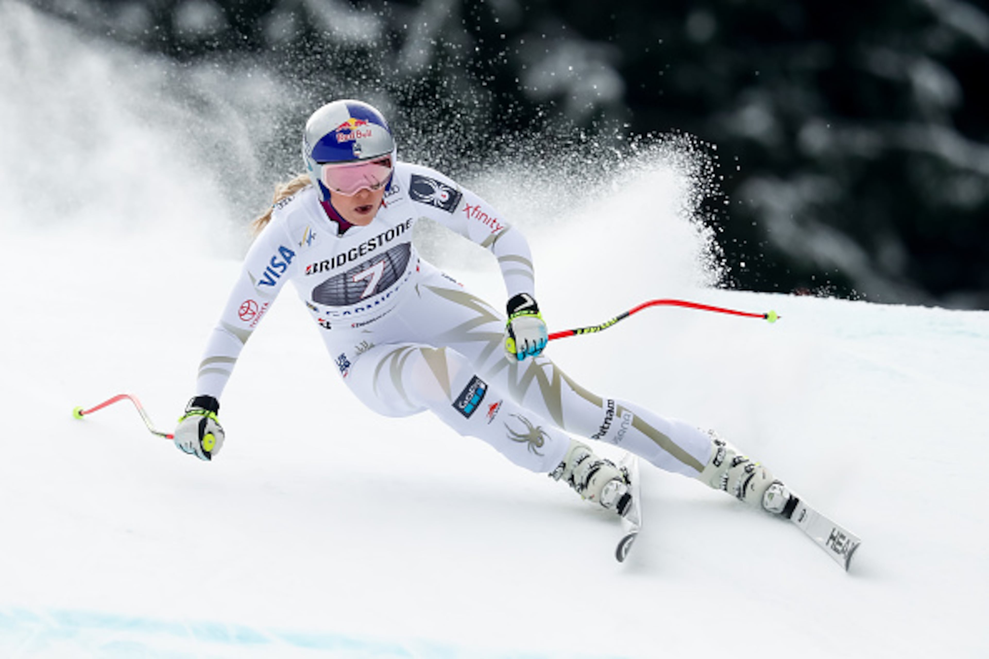 GARMISCH-PARTENKIRCHEN, GERMANY - FEBRUARY 04: Lindsey Vonn of USA competes during the Audi FIS Alpine Ski World Cup Women's Downhill on February 4, 2018 in Garmisch-Partenkirchen, Germany. (Photo by Hans Bezard/Agence Zoom/Getty Images)