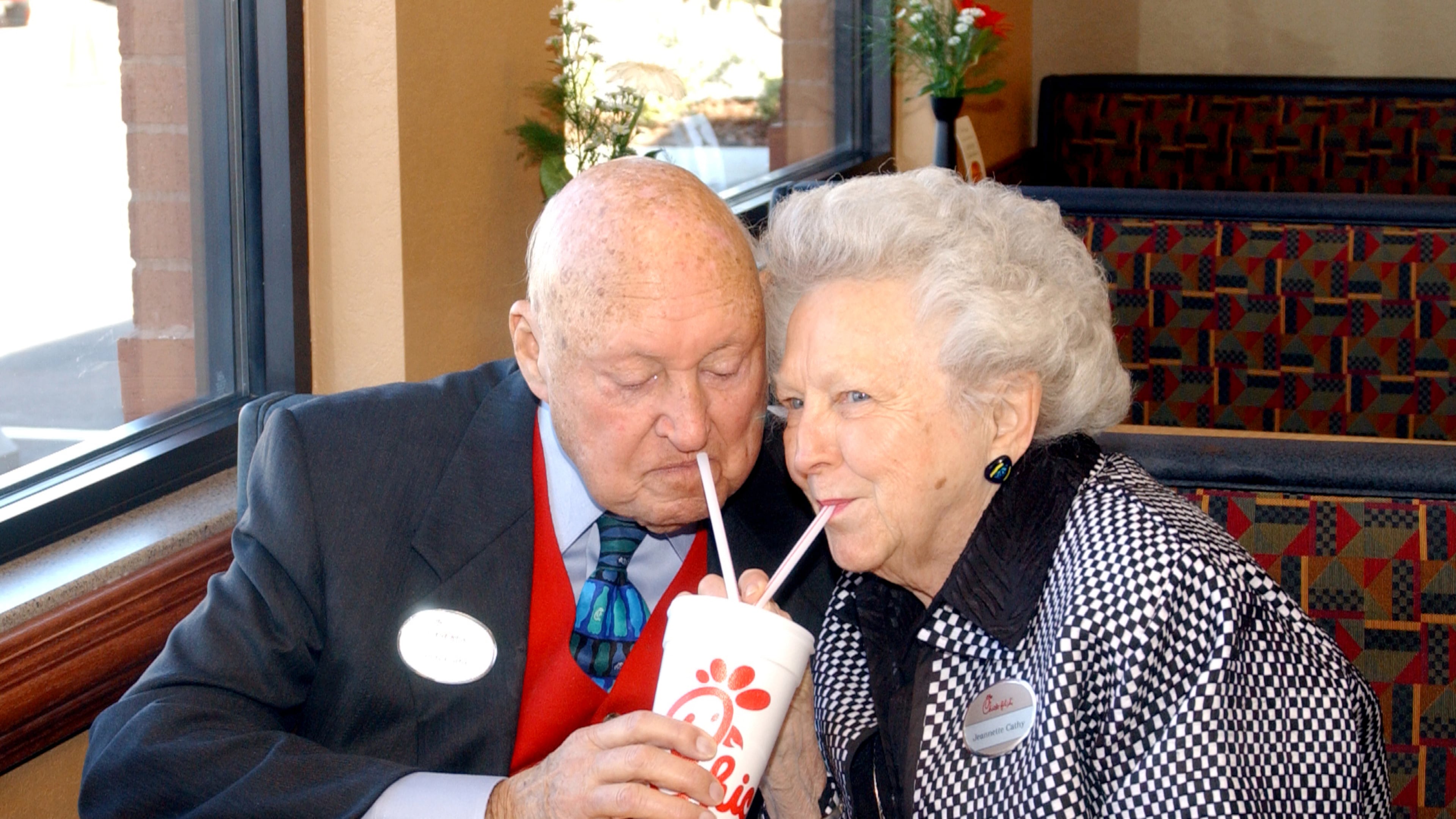 Truett and Jeannette Cathy in a Chick-fil-A, the chain they built together.